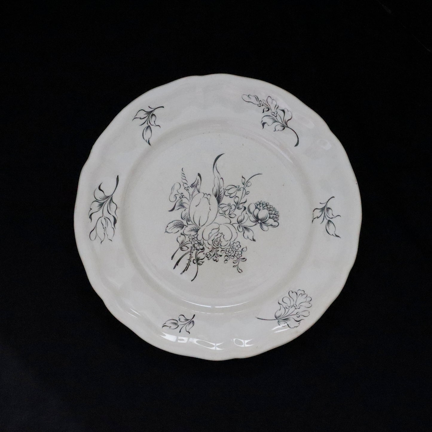 LUNEVILLE | Floral Plate Flower Lim