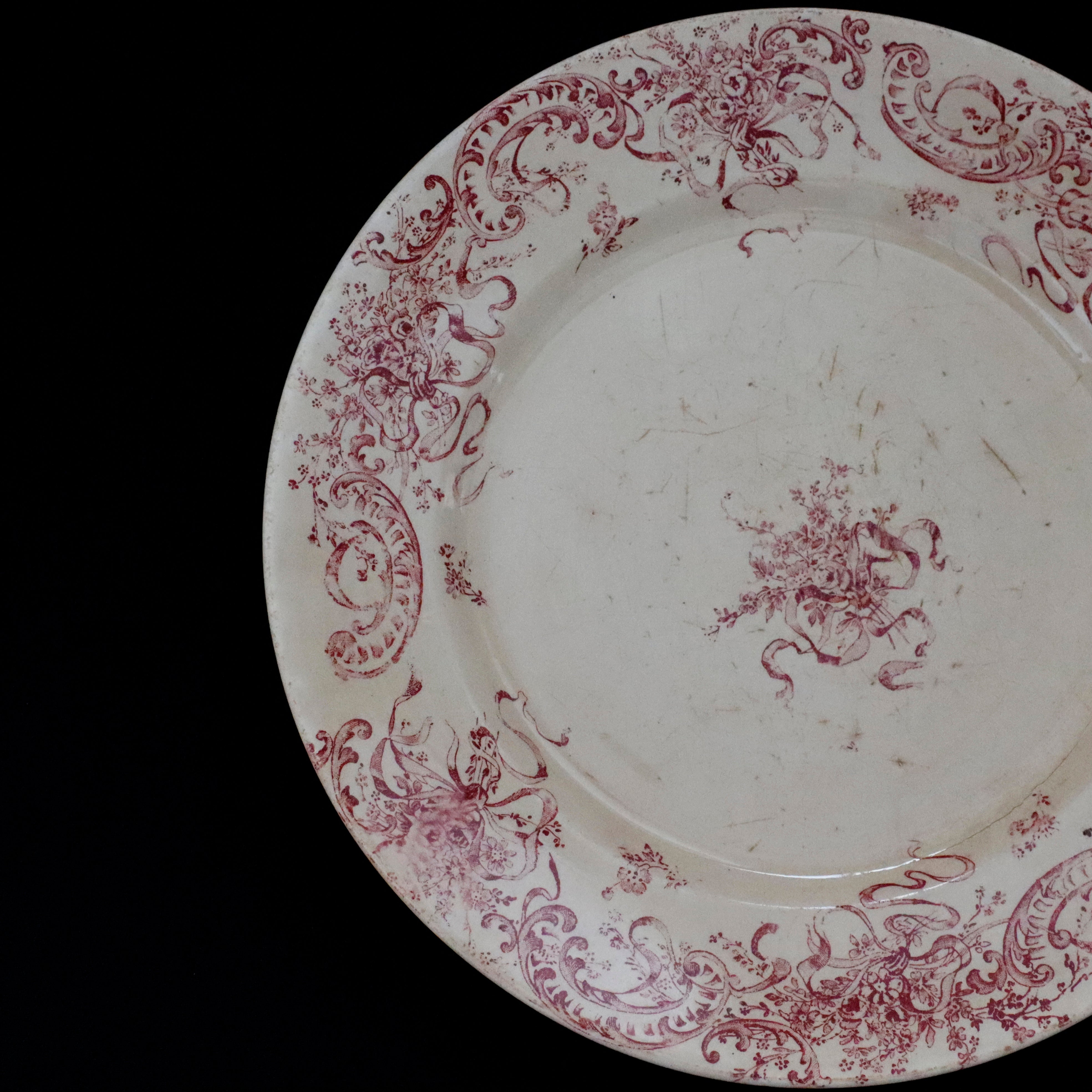 Creil et Montereau | Plate “COQUET” – VISIONS