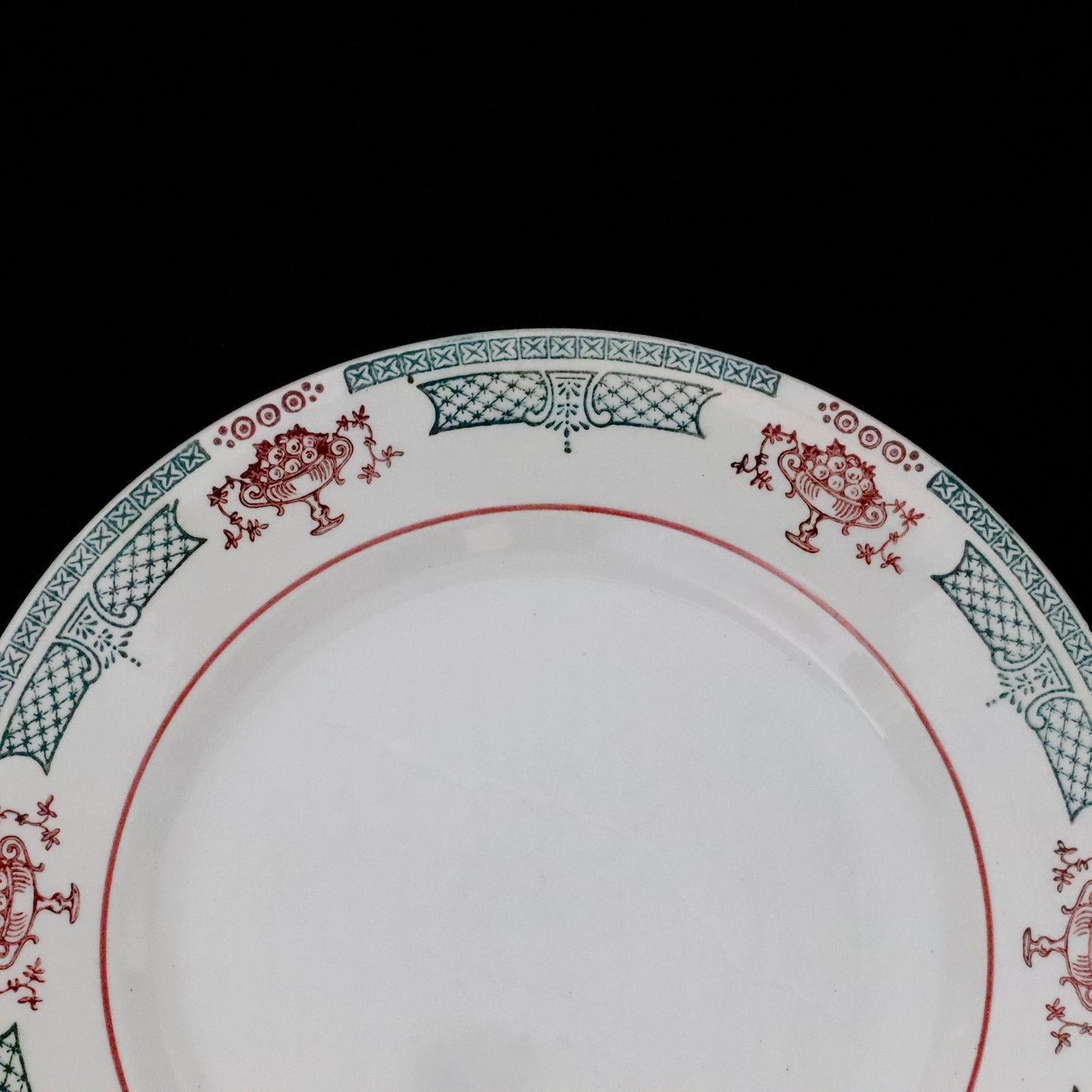 SAINT AMAND | Garland Plate