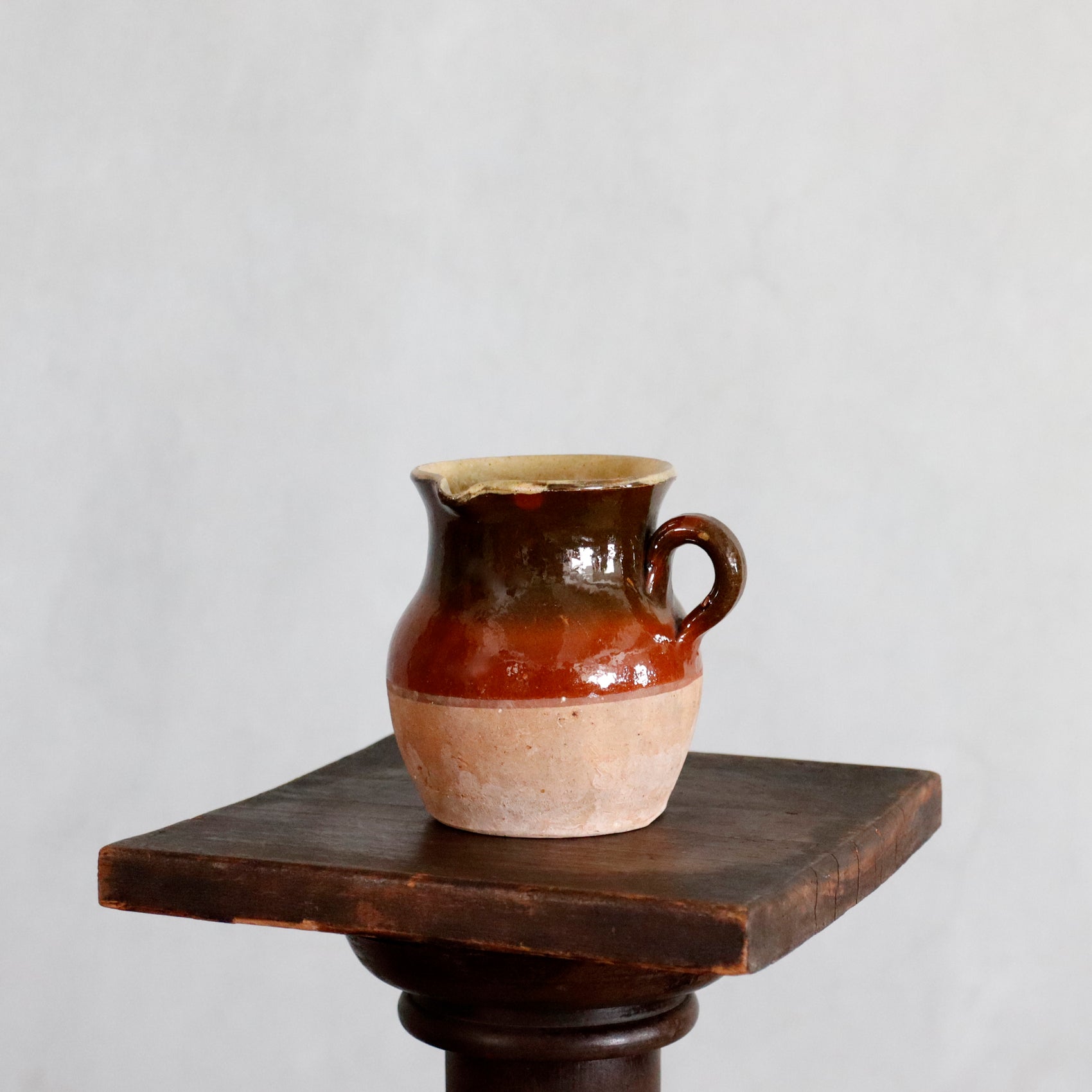 ANTIQUES | Pitcher