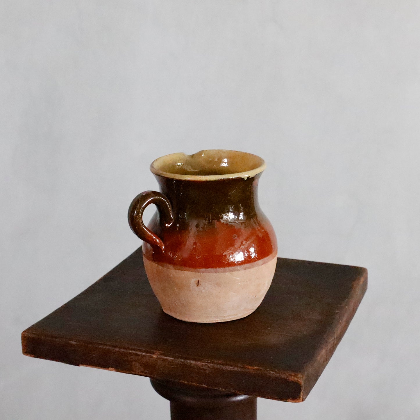 ANTIQUES | Pitcher