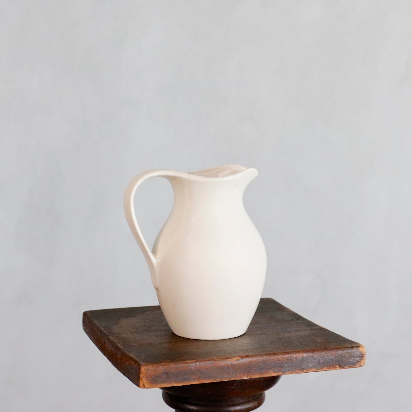 ANTIQUES | Pitcher