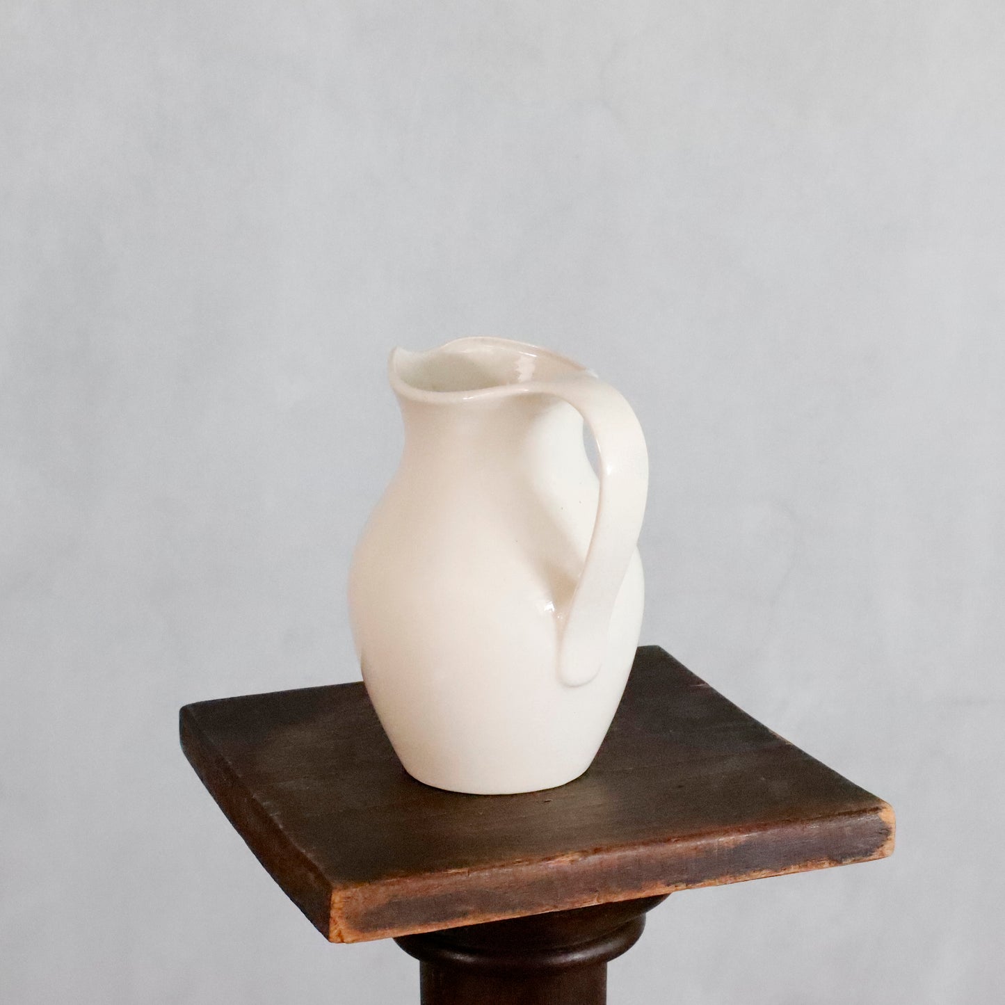 ANTIQUES | Pitcher