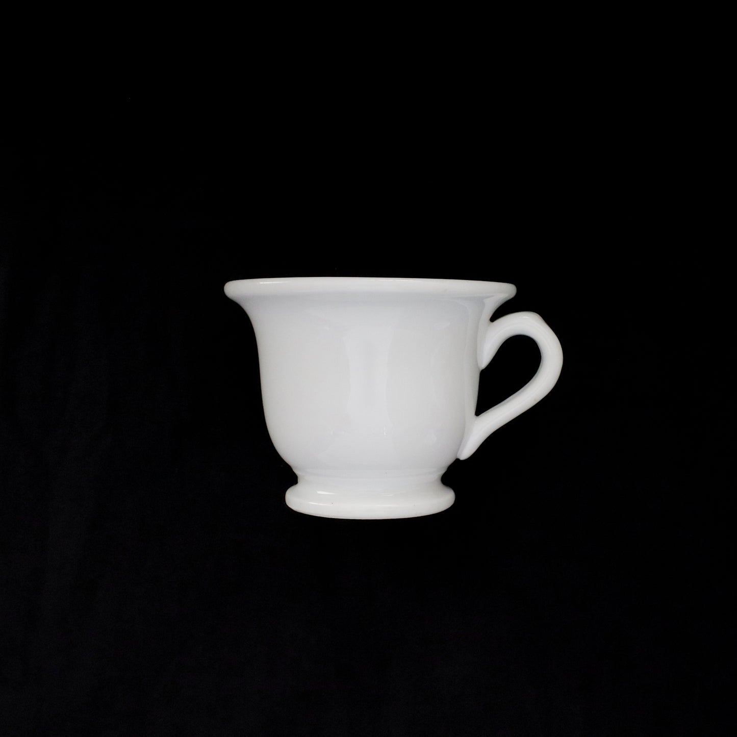 ANTIQUES | Cocoa Cup