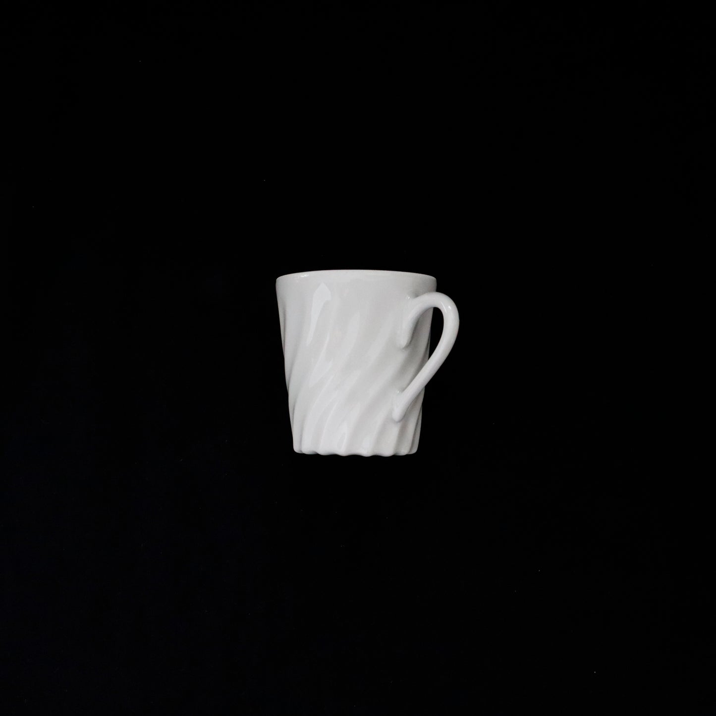 Antique | Demi Cup
