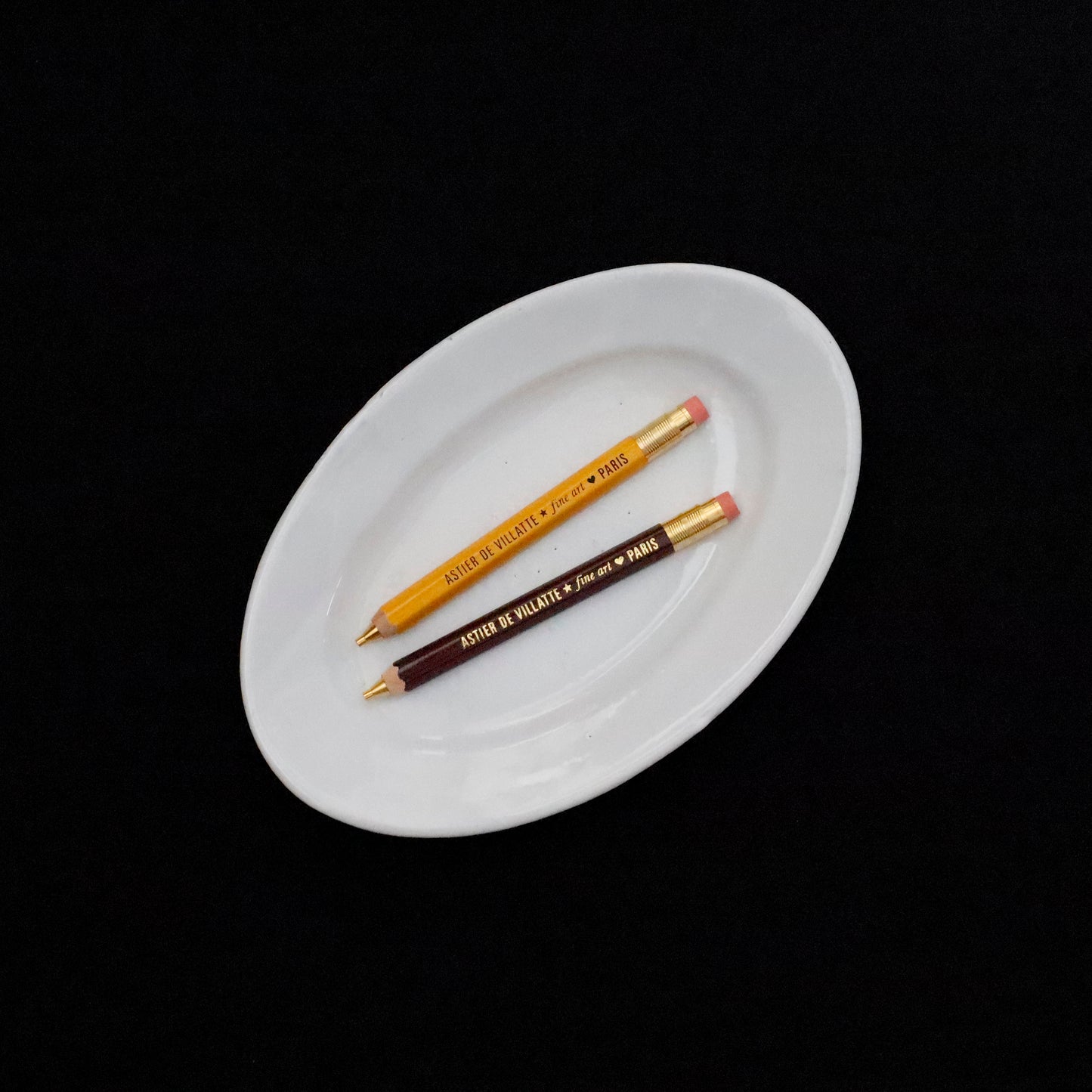 “Sobre” Oval Plate