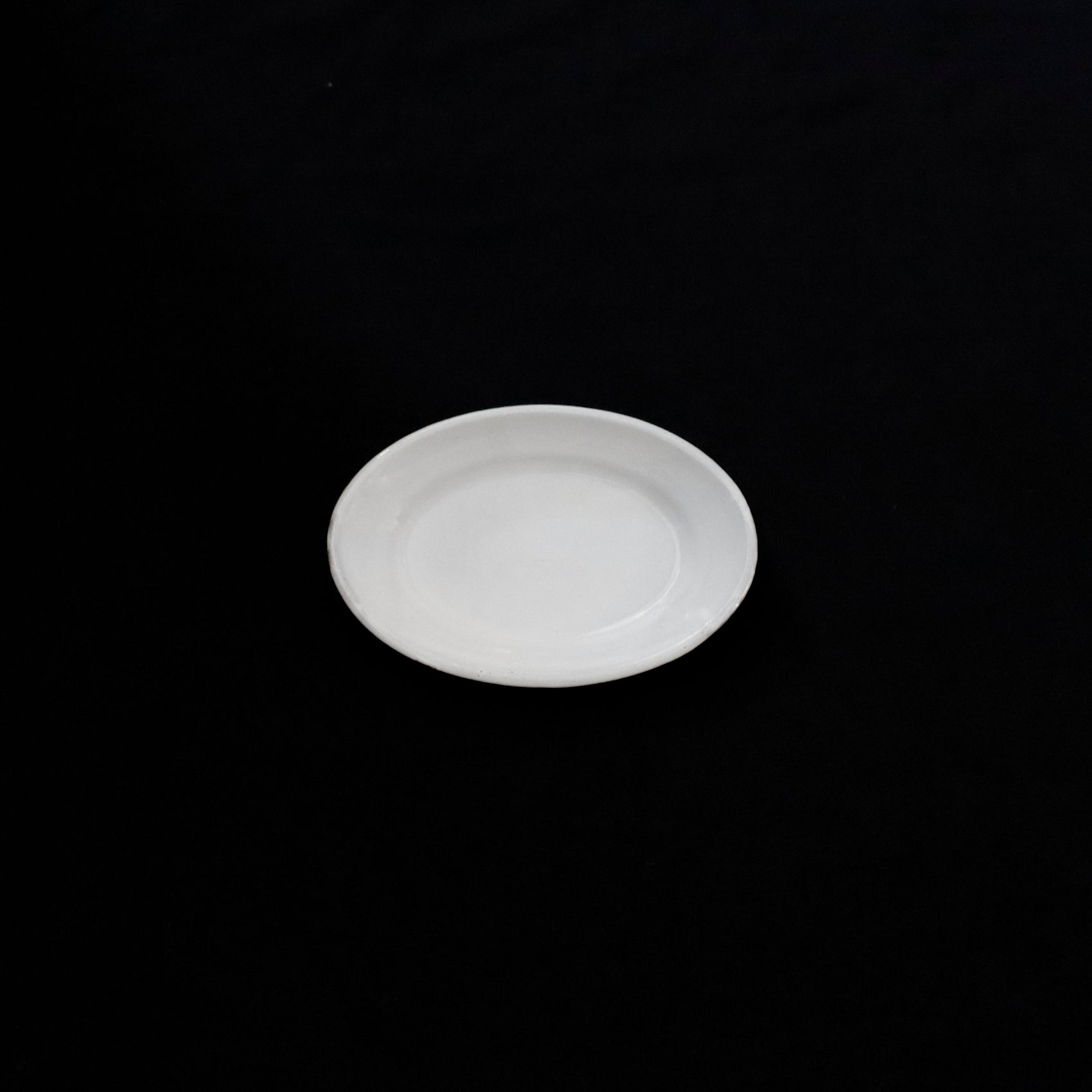 “Sobre” Small Oval Plate
