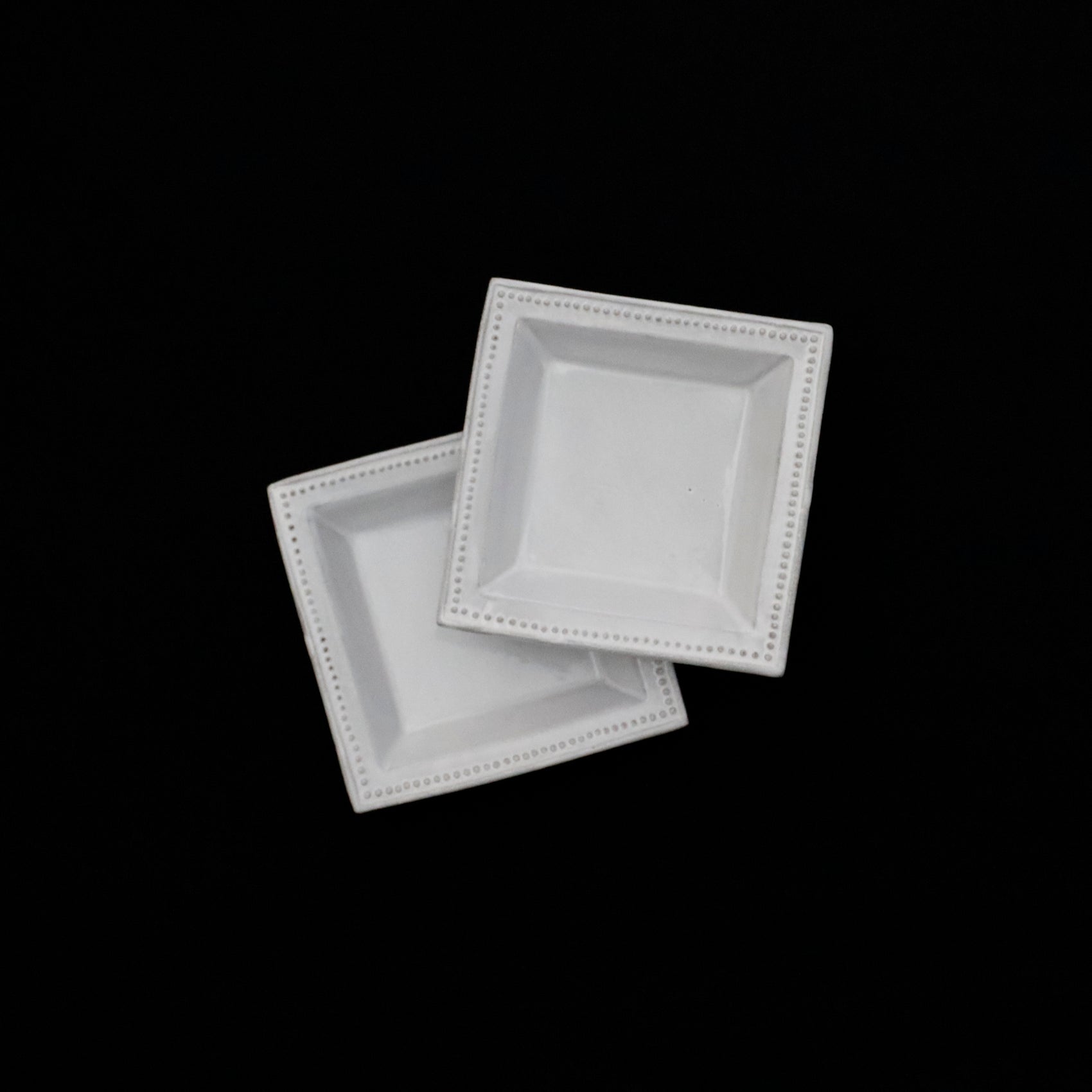 “Perles” Small Square Dish