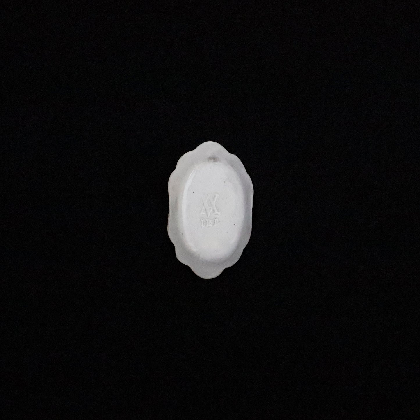"Colbert" Small Dish with Ten Petals