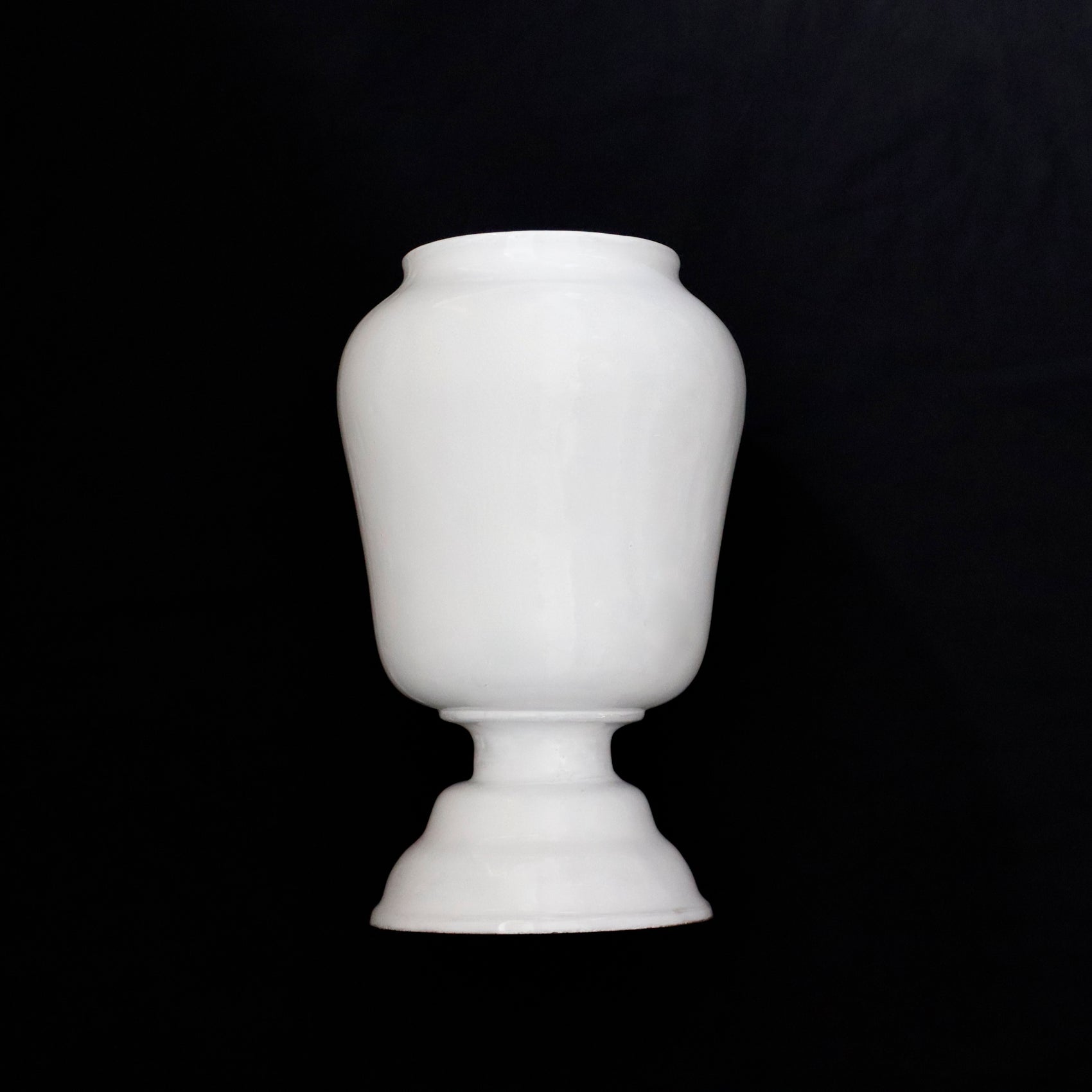 Large Apothicaire Vase