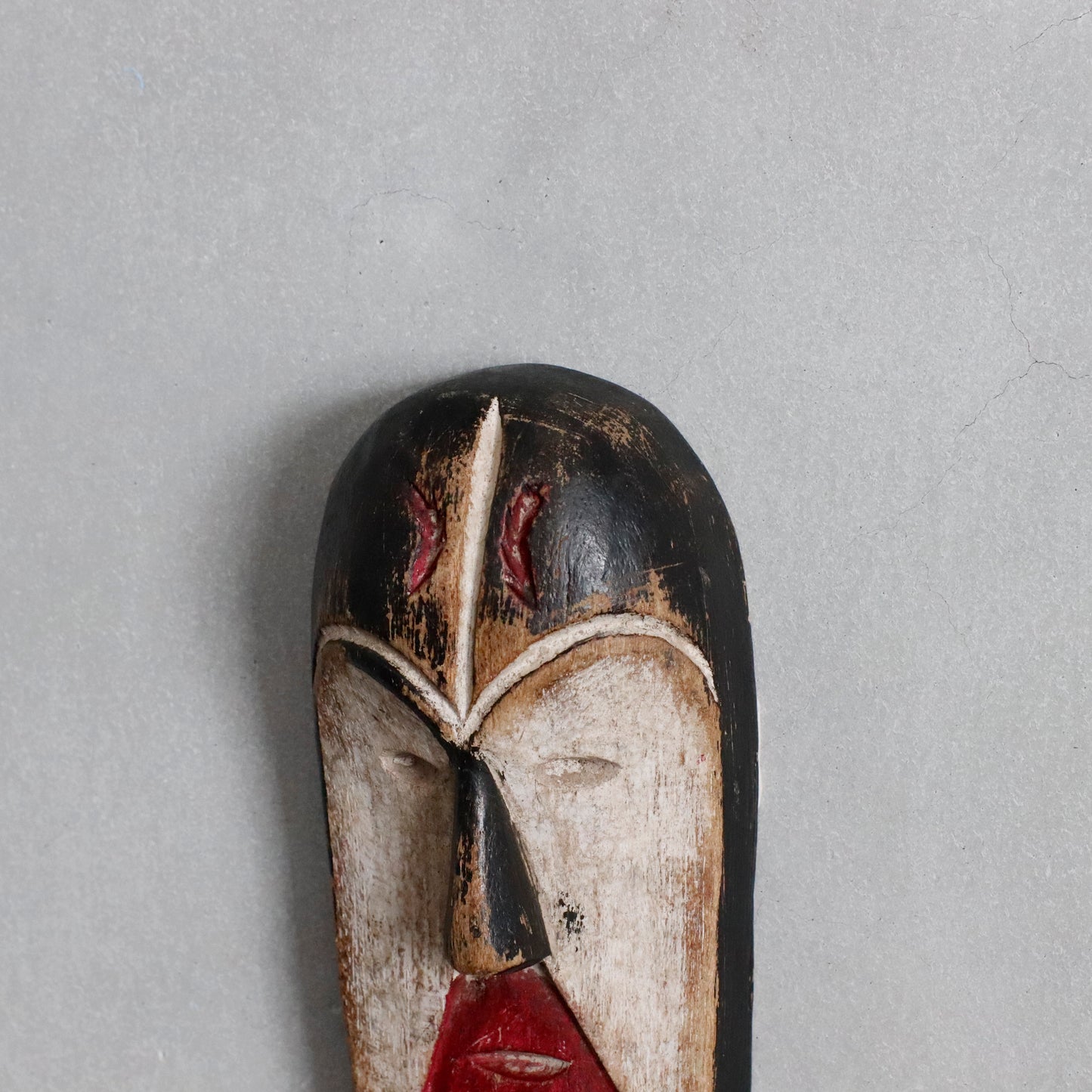 Vinatge | Gabon “Fang” Passport Mask