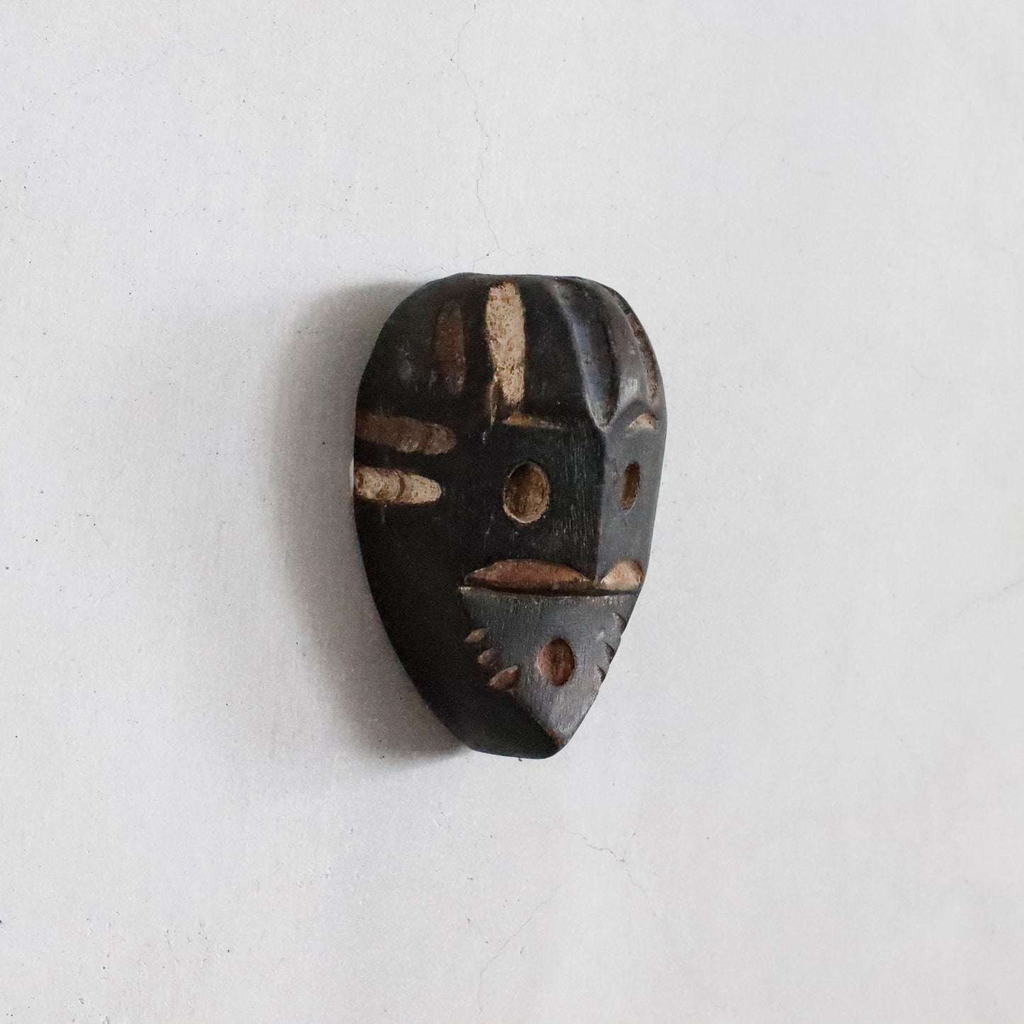 Vinatge | Nigeria “Yoruba” Passport Mask