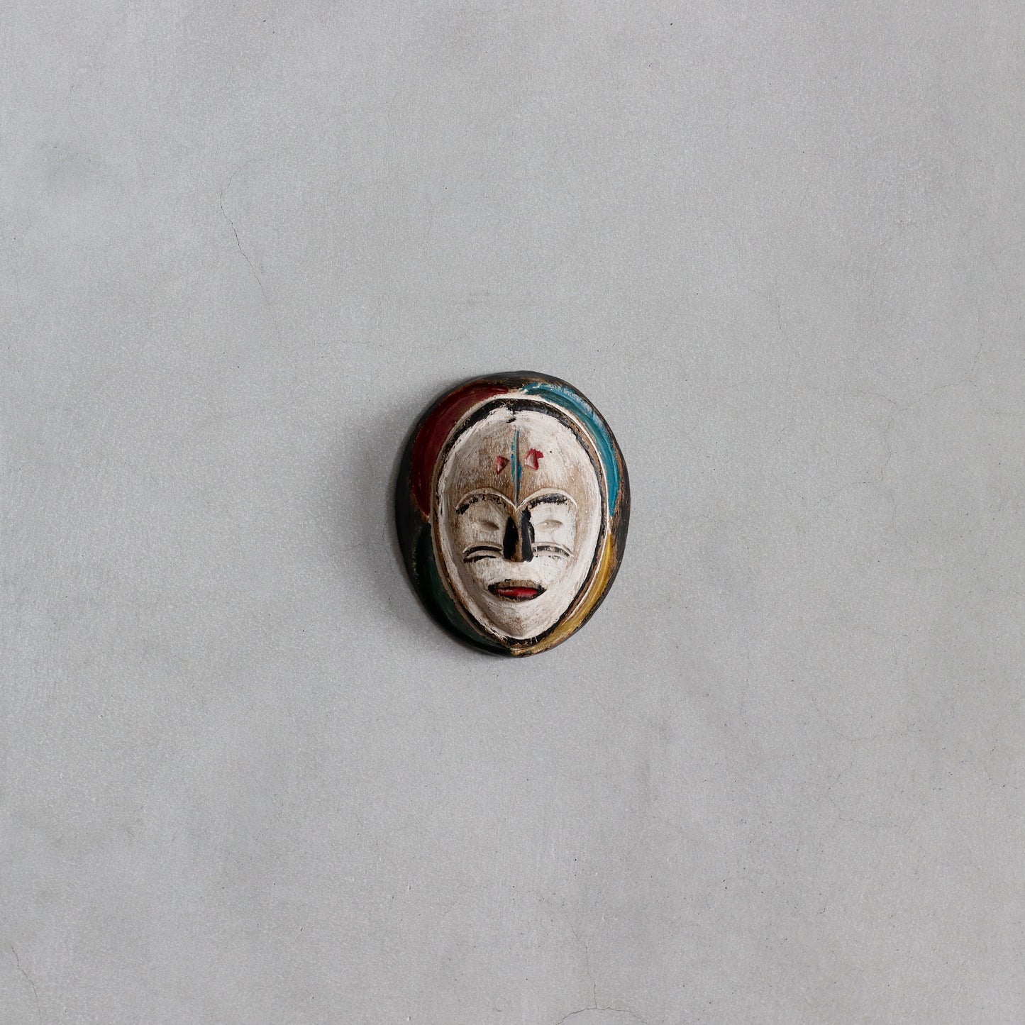 Vinatge | Nigeria “Yoruba” Passport Mask