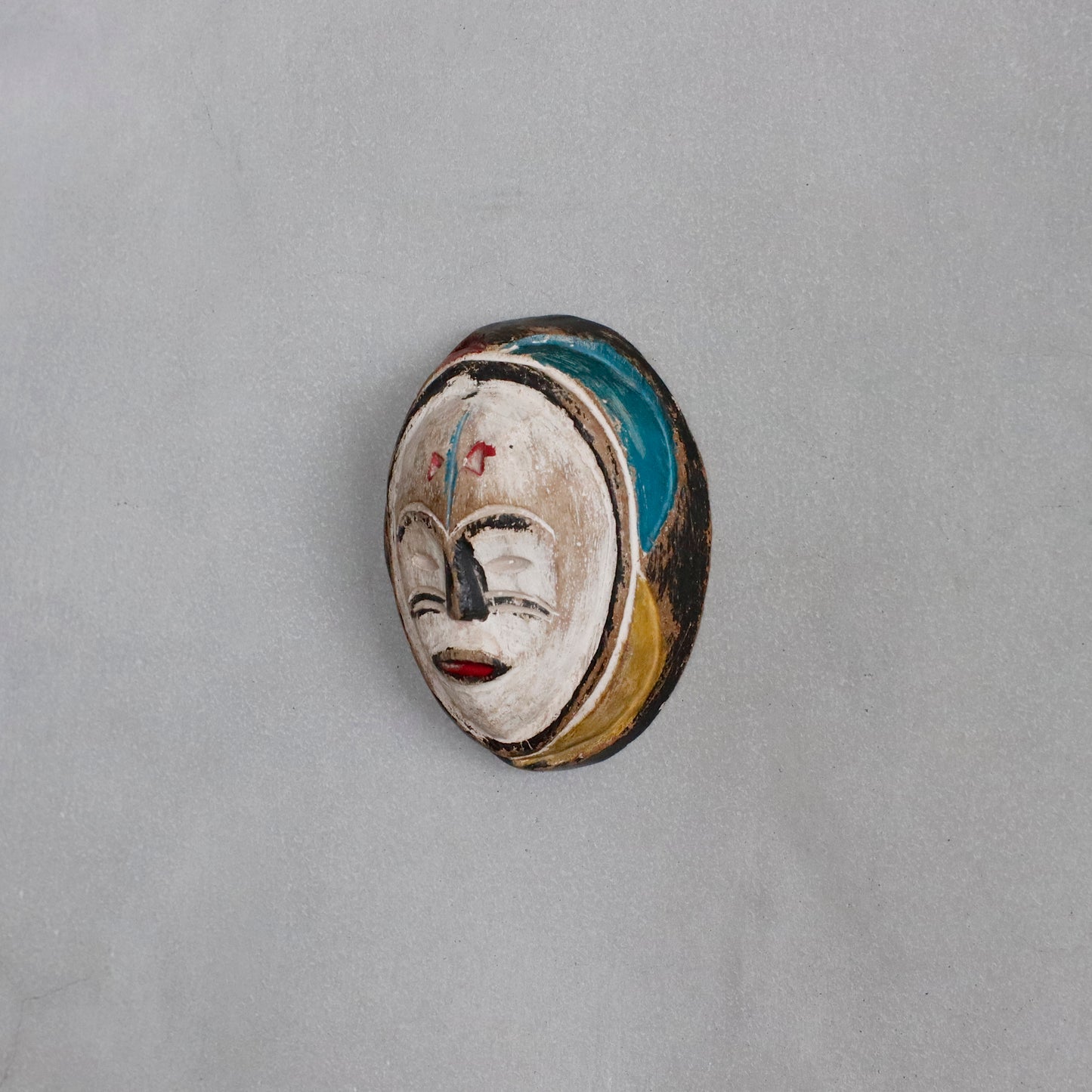 Vinatge | Nigeria “Yoruba” Passport Mask