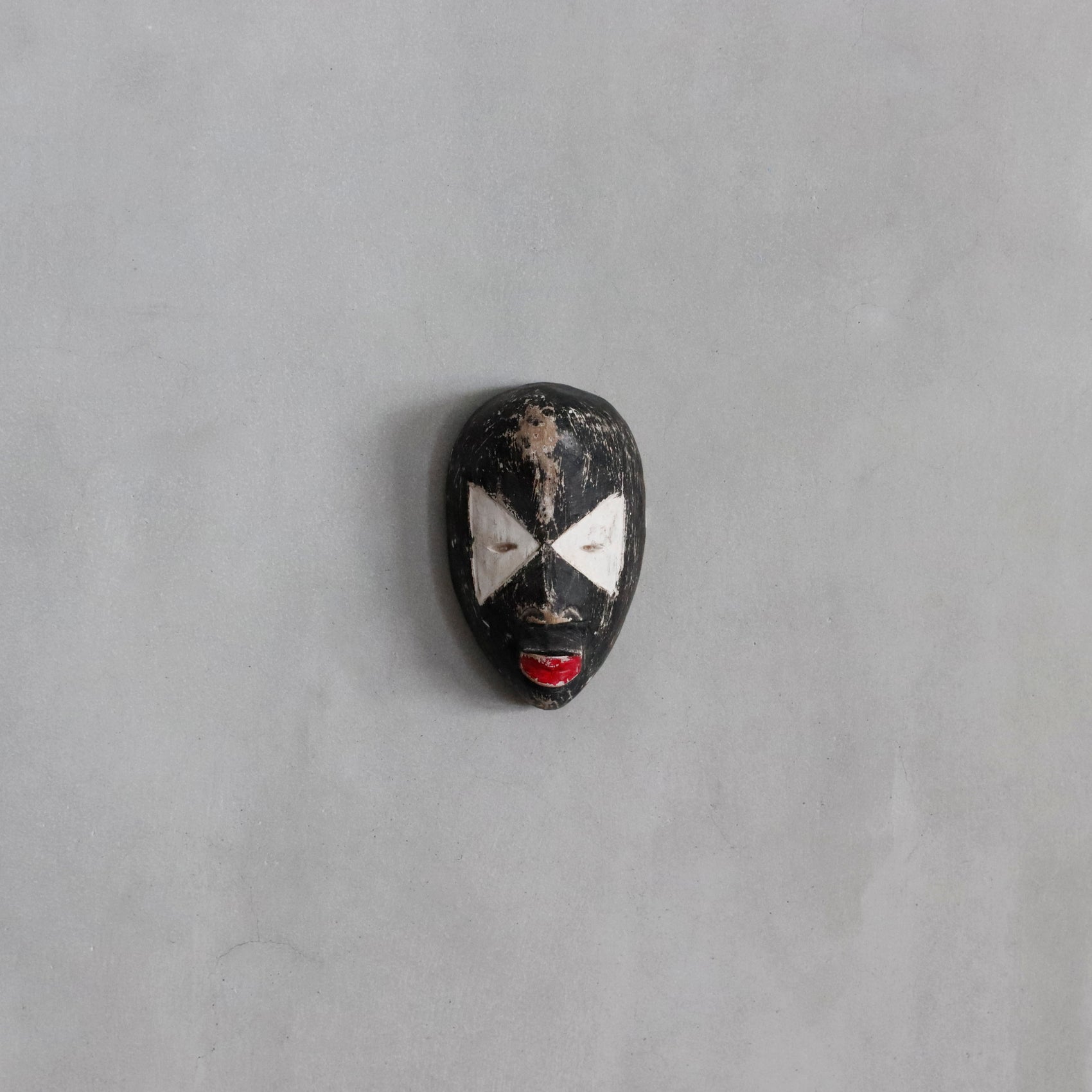 Vinatge | Nigeria “Yoruba” Passport Mask