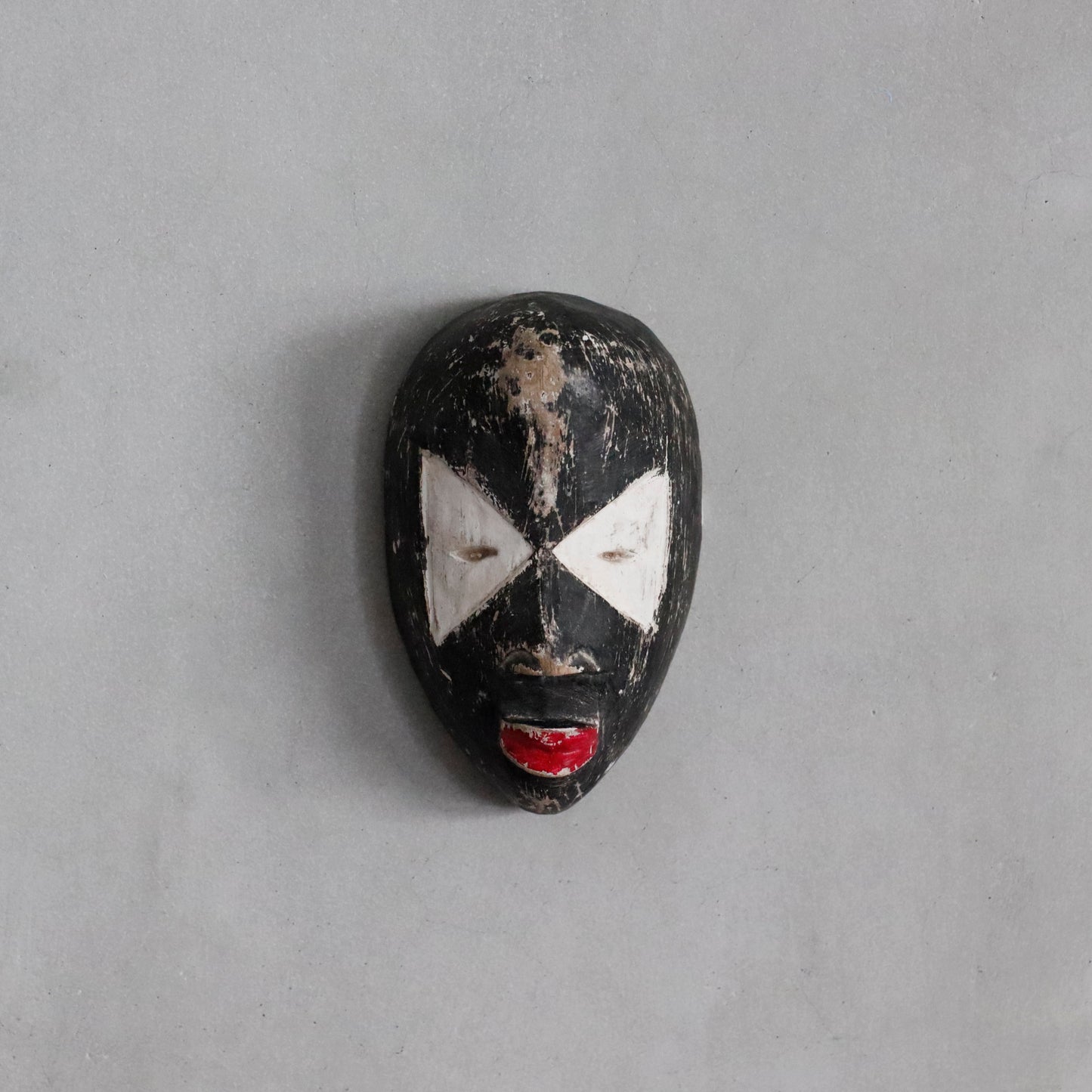 Vinatge | Nigeria “Yoruba” Passport Mask
