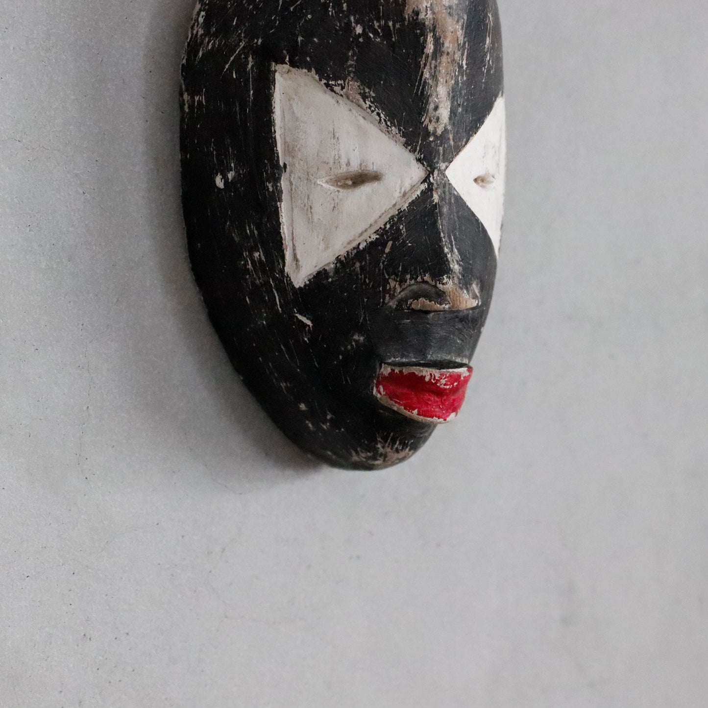 Vinatge | Nigeria “Yoruba” Passport Mask