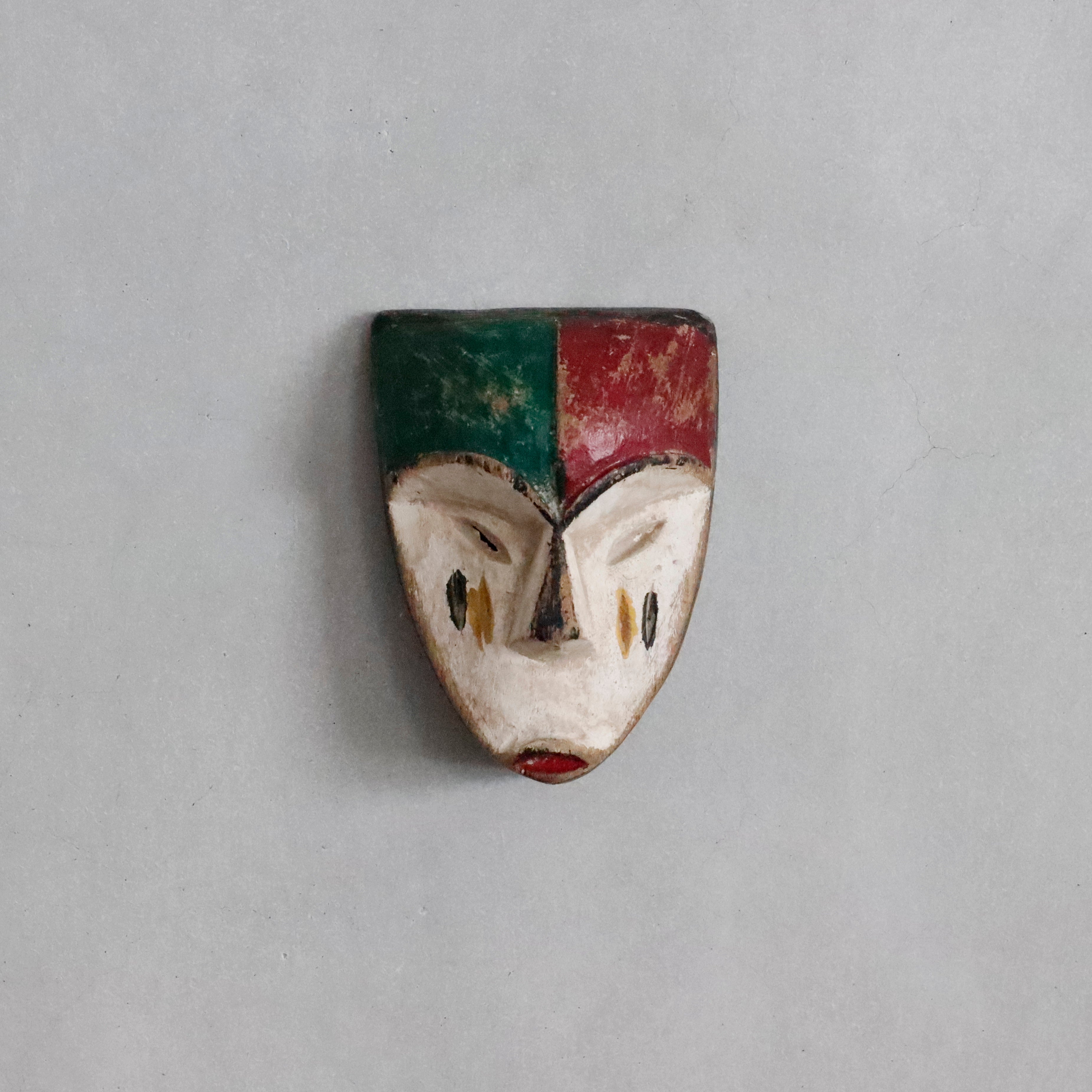 Vinatge | Nigeria Passport Mask – VISIONS