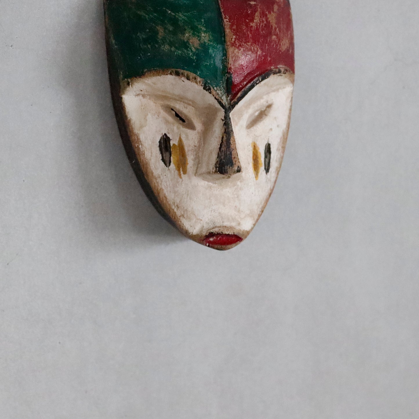 Vinatge | Nigeria Passport Mask