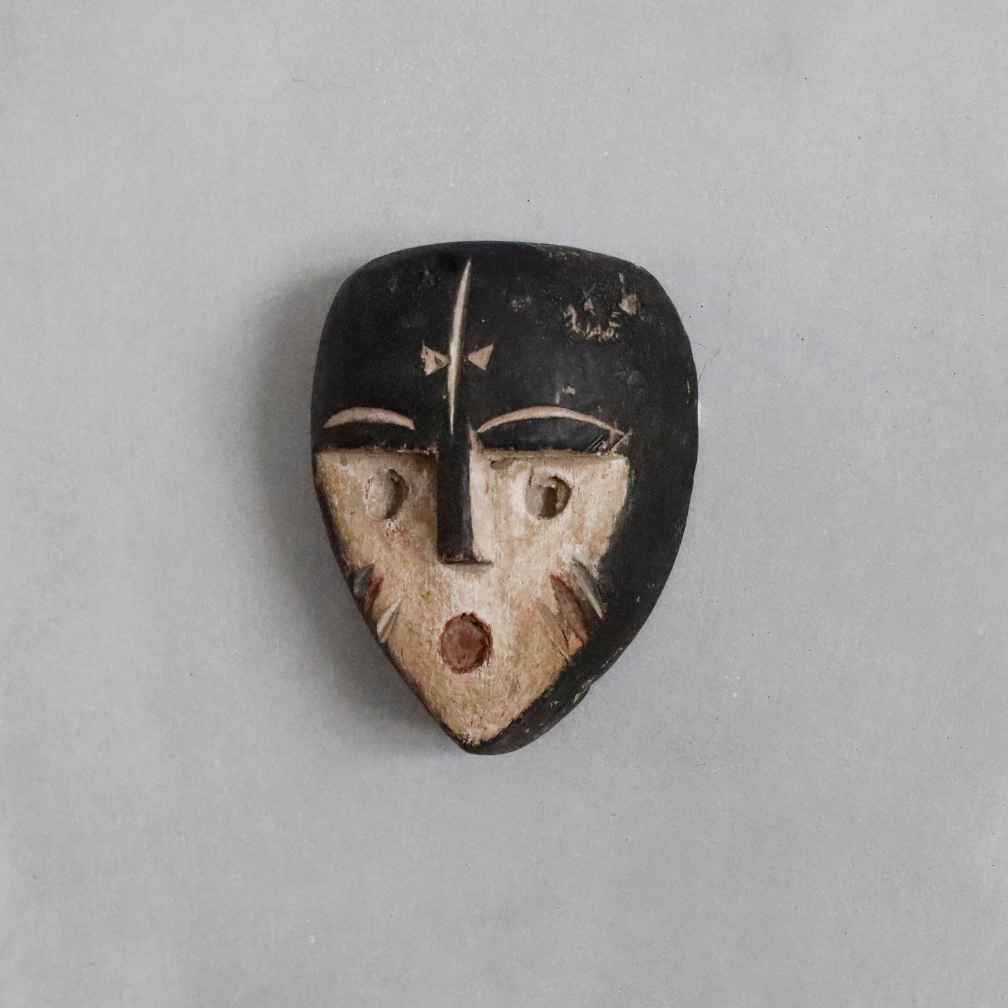 Vinatge | Nigeria “Yoruba” Passport Mask