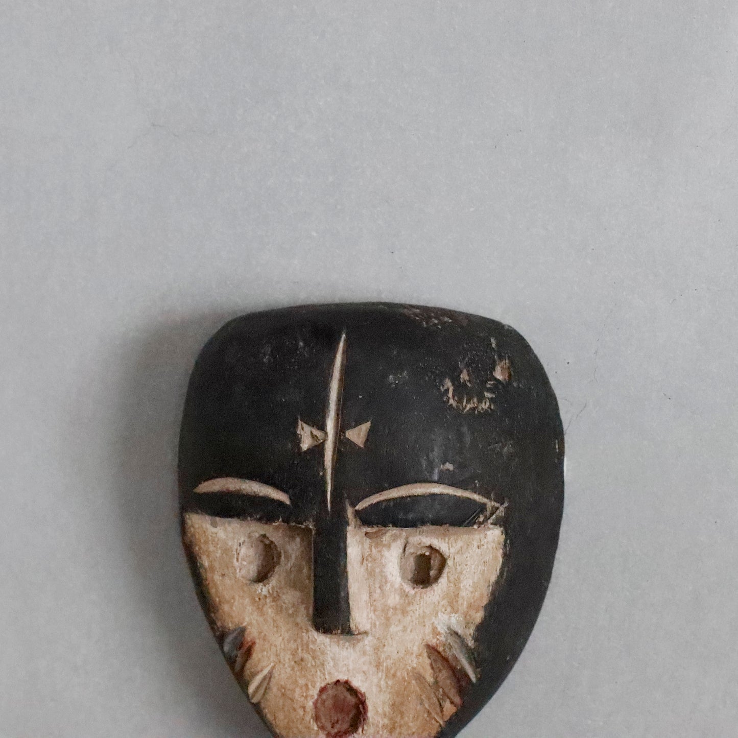 Vinatge | Nigeria “Yoruba” Passport Mask
