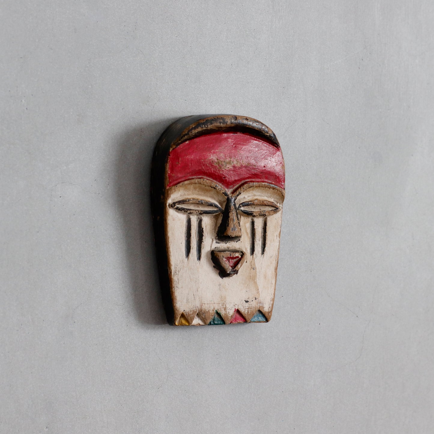 Vinatge | Congo Passport Mask