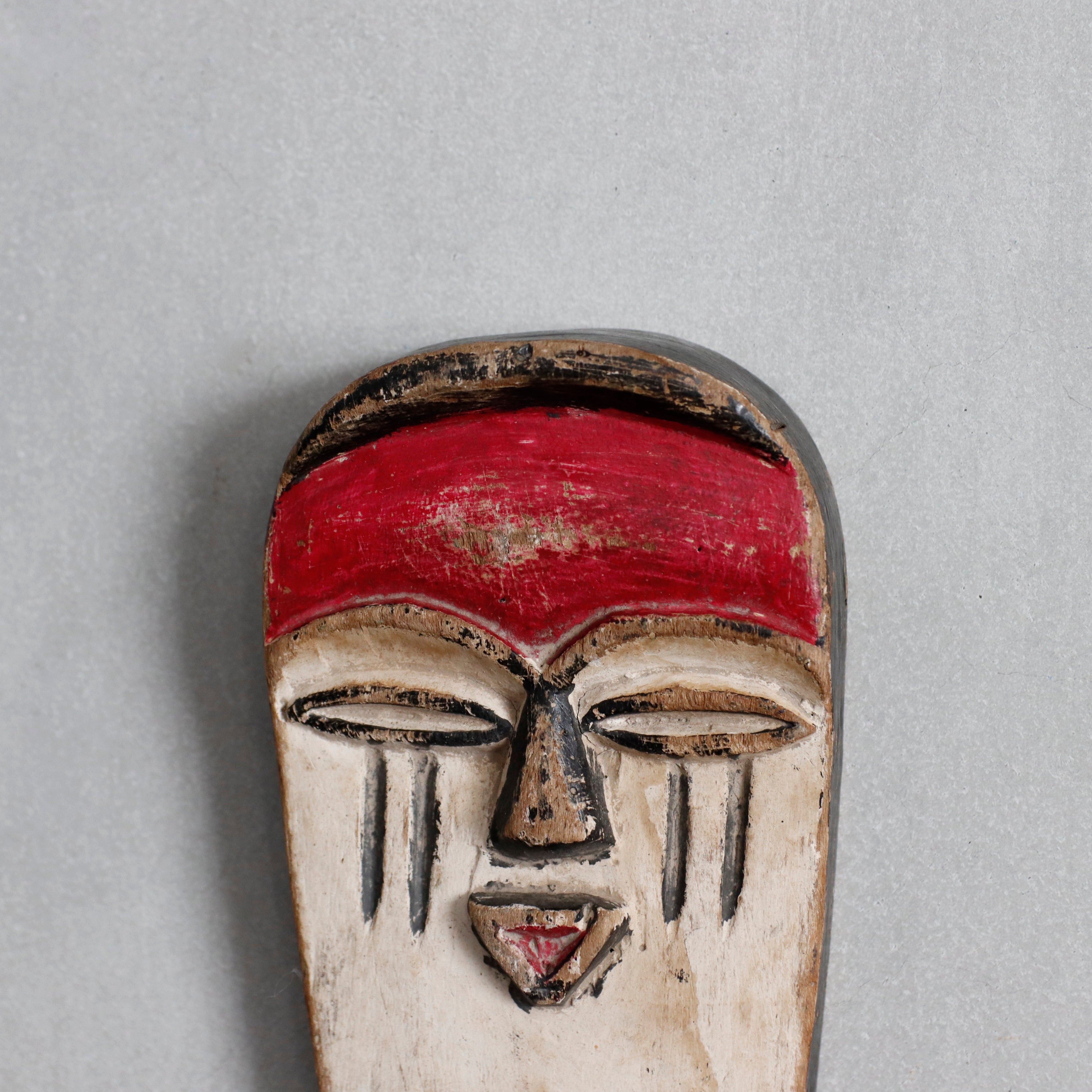 Vinatge | Congo Passport Mask – VISIONS