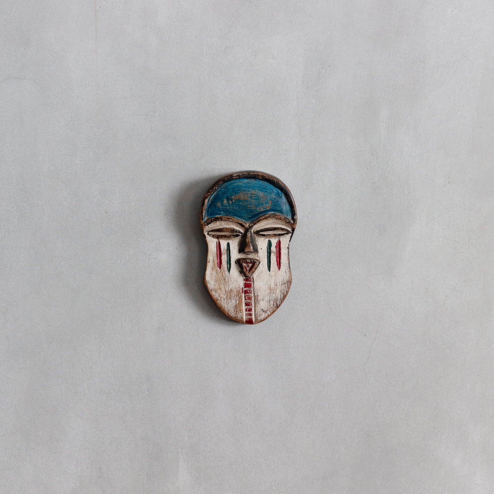 Vinatge | Congo Passport Mask