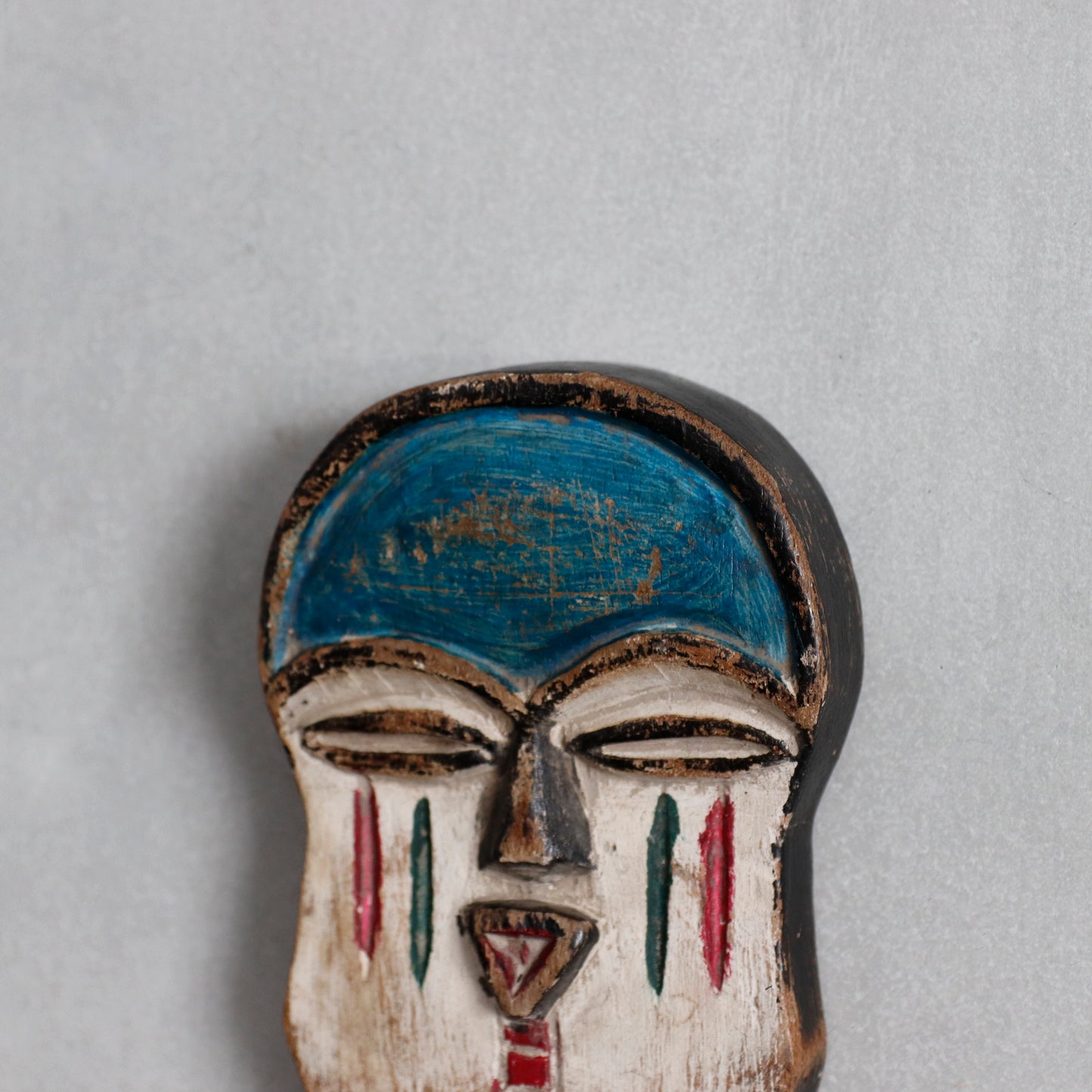 Vinatge | Congo Passport Mask