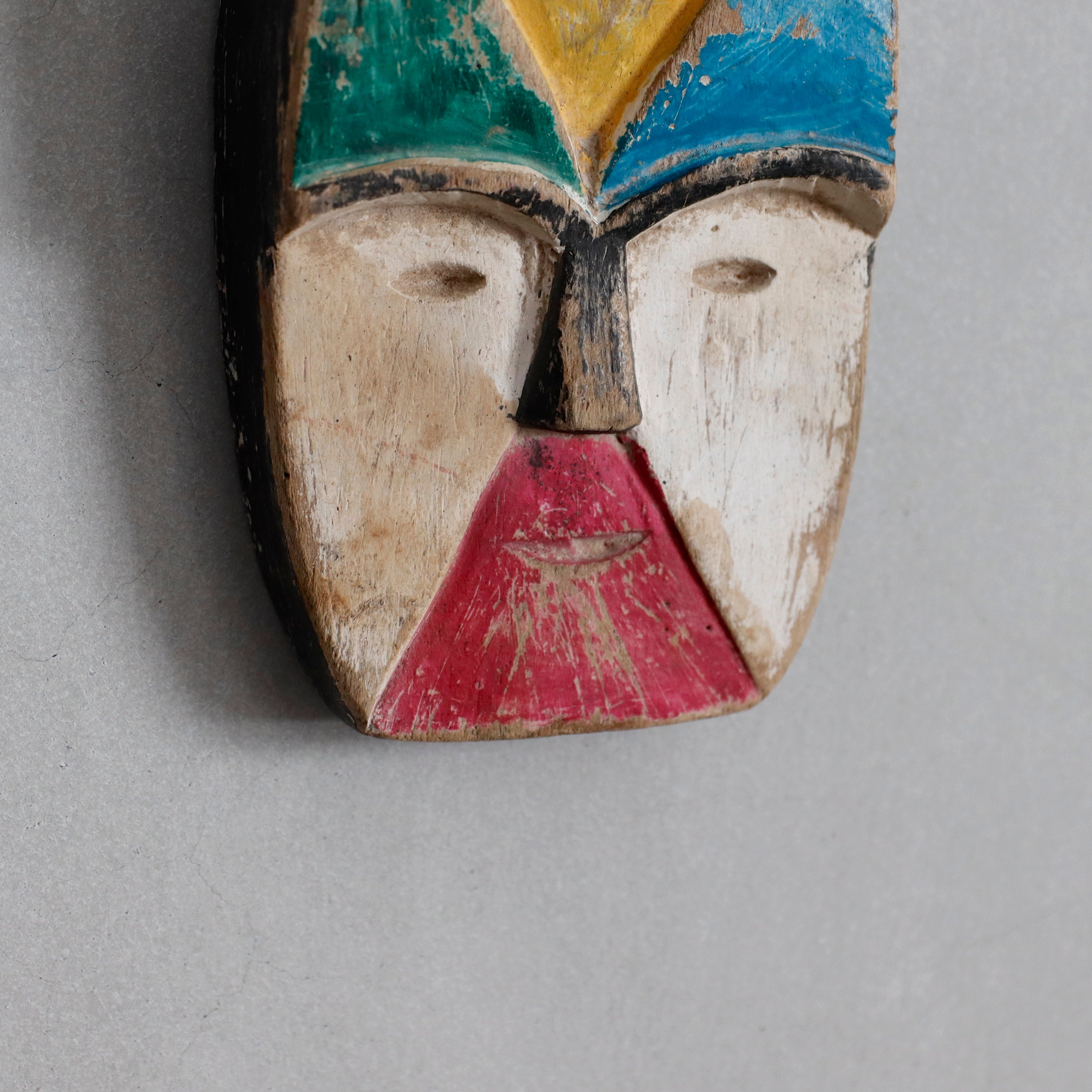 Vinatge | Congo Passport Mask – VISIONS