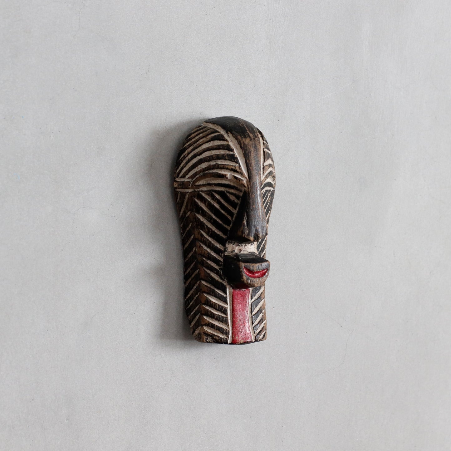 Vinatge | Congo Songye Passport Mask