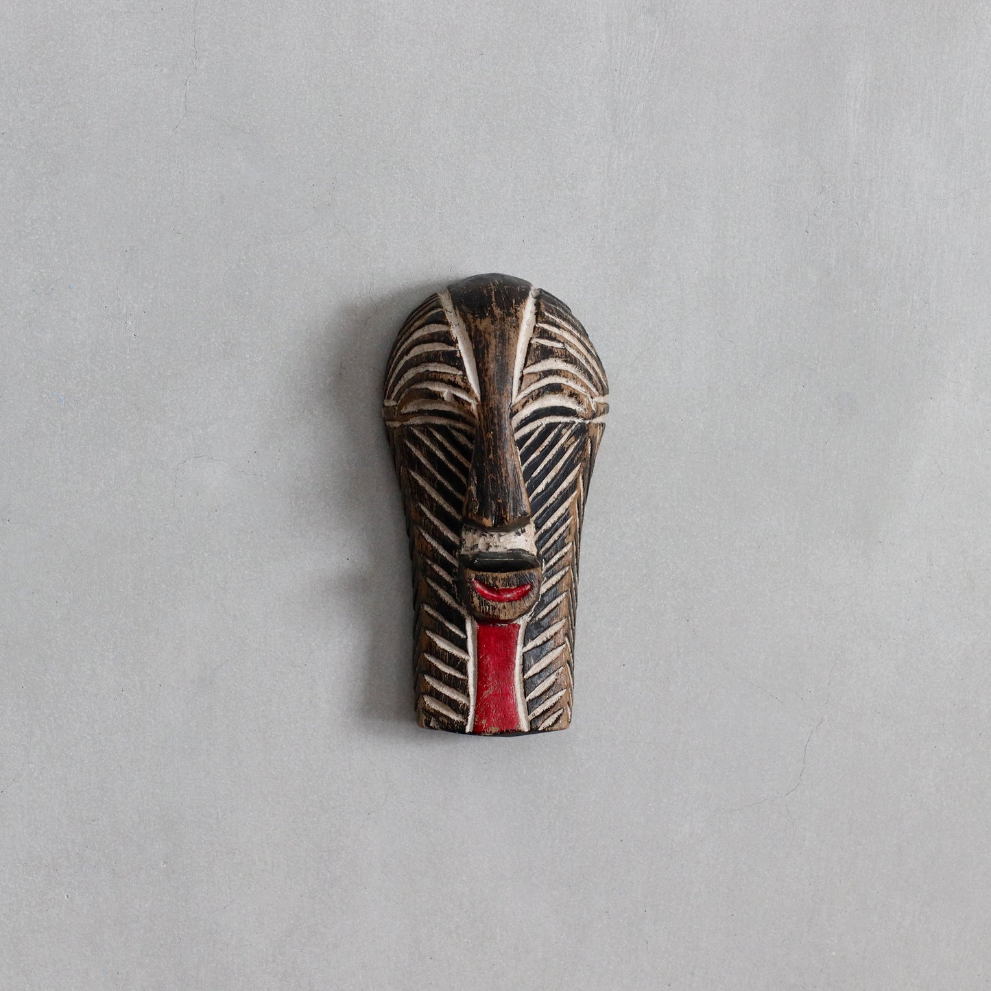Vinatge | Congo Songye Passport Mask