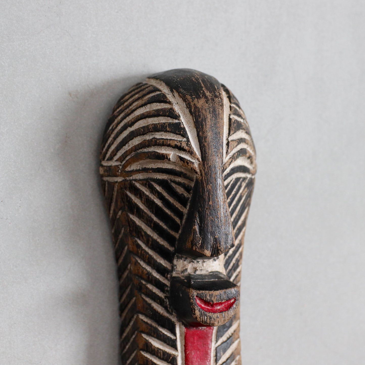 Vinatge | Congo Songye Passport Mask