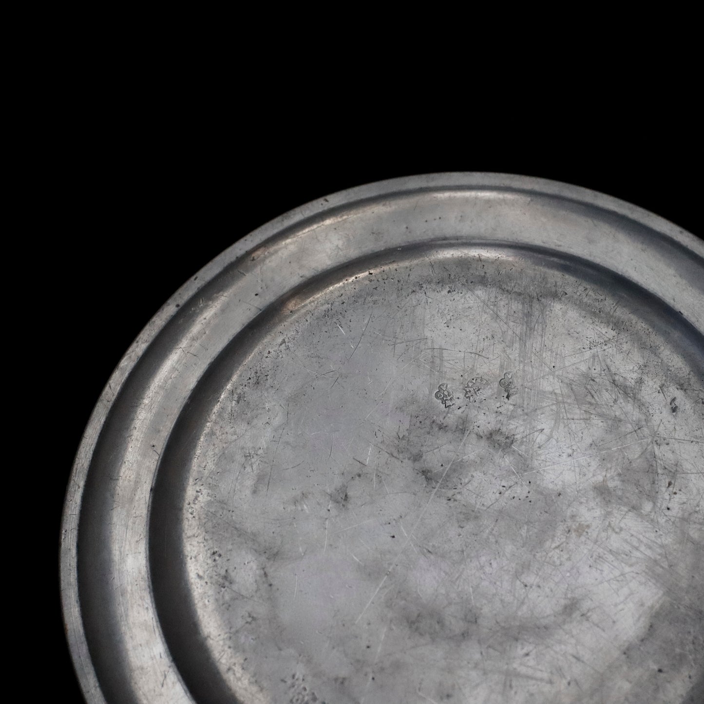 PEWTER PLATE “I.M.P”