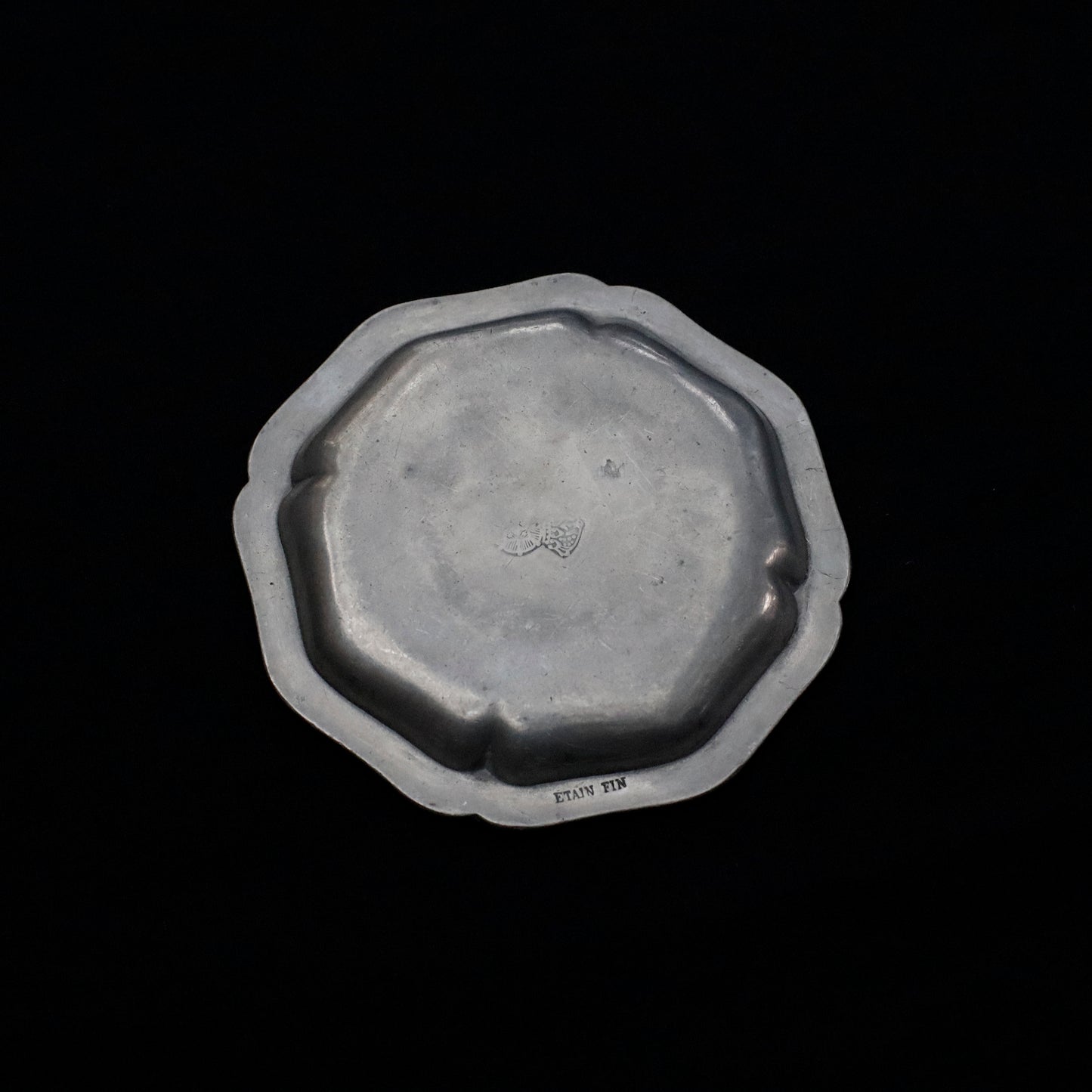 PEWTER DISH FLOWER LIM