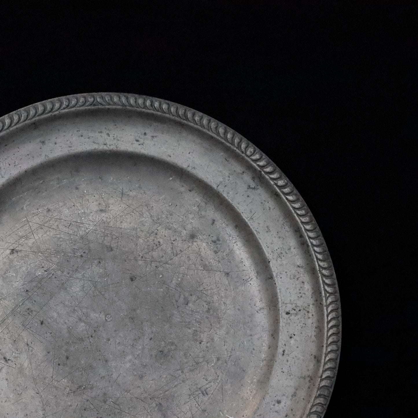 PEWTER PLATE ROPE LIM