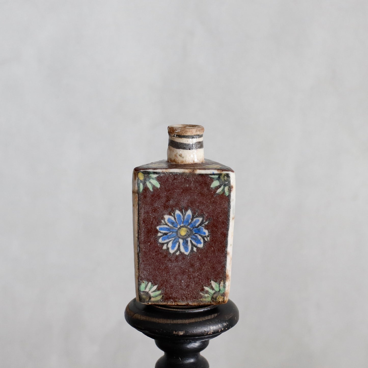 Persian Jar / Style Kadjar (Trianglar Tube)