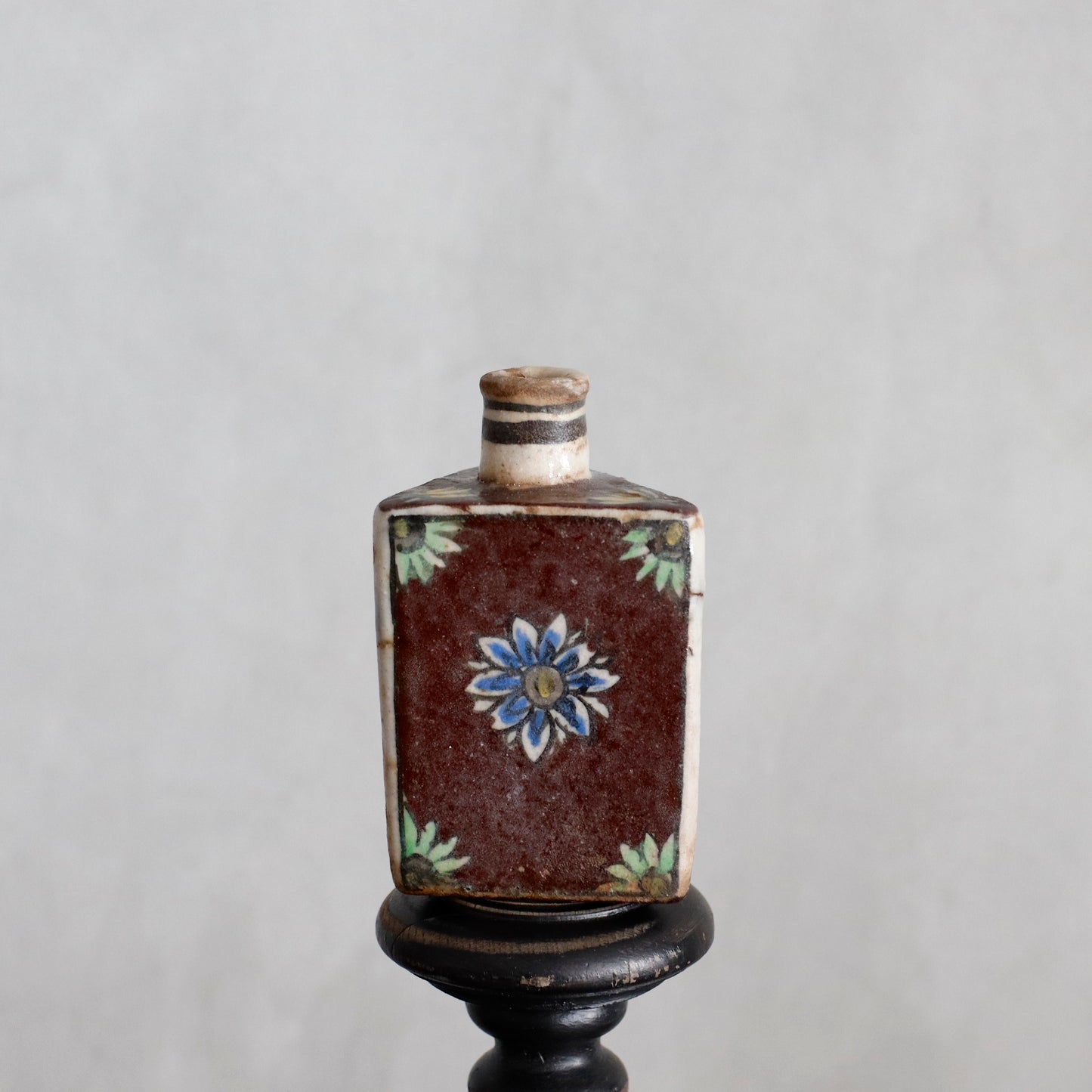 Persian Jar / Style Kadjar (Trianglar Tube)