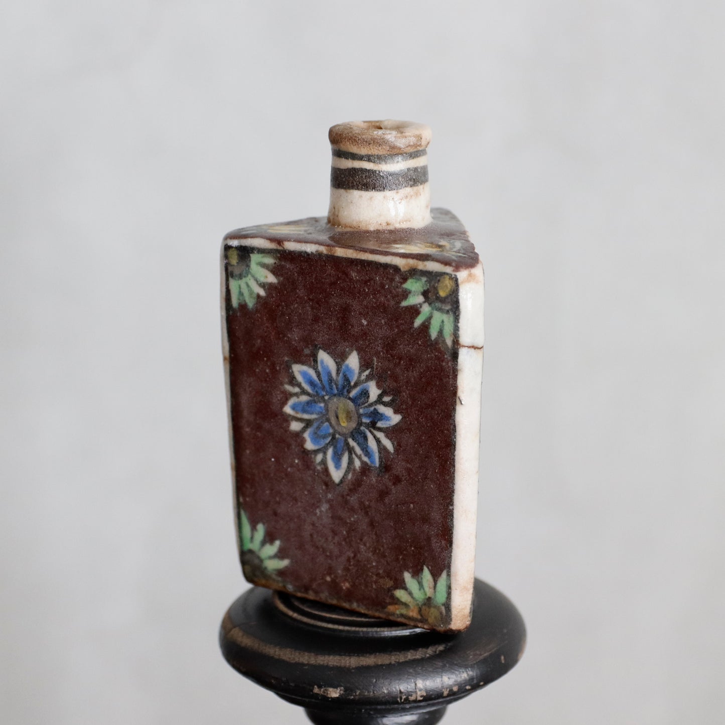 Persian Jar / Style Kadjar (Trianglar Tube)