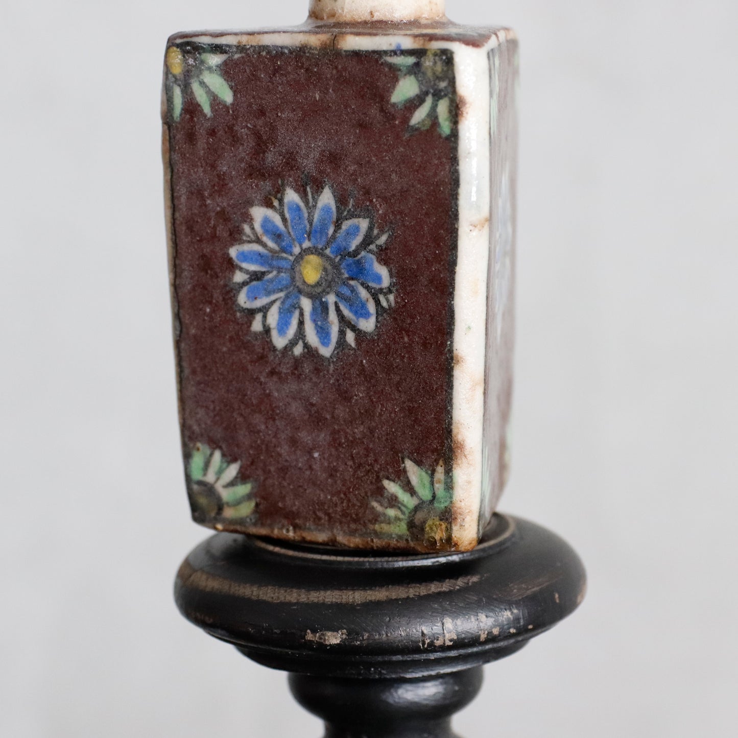 Persian Jar / Style Kadjar (Trianglar Tube)