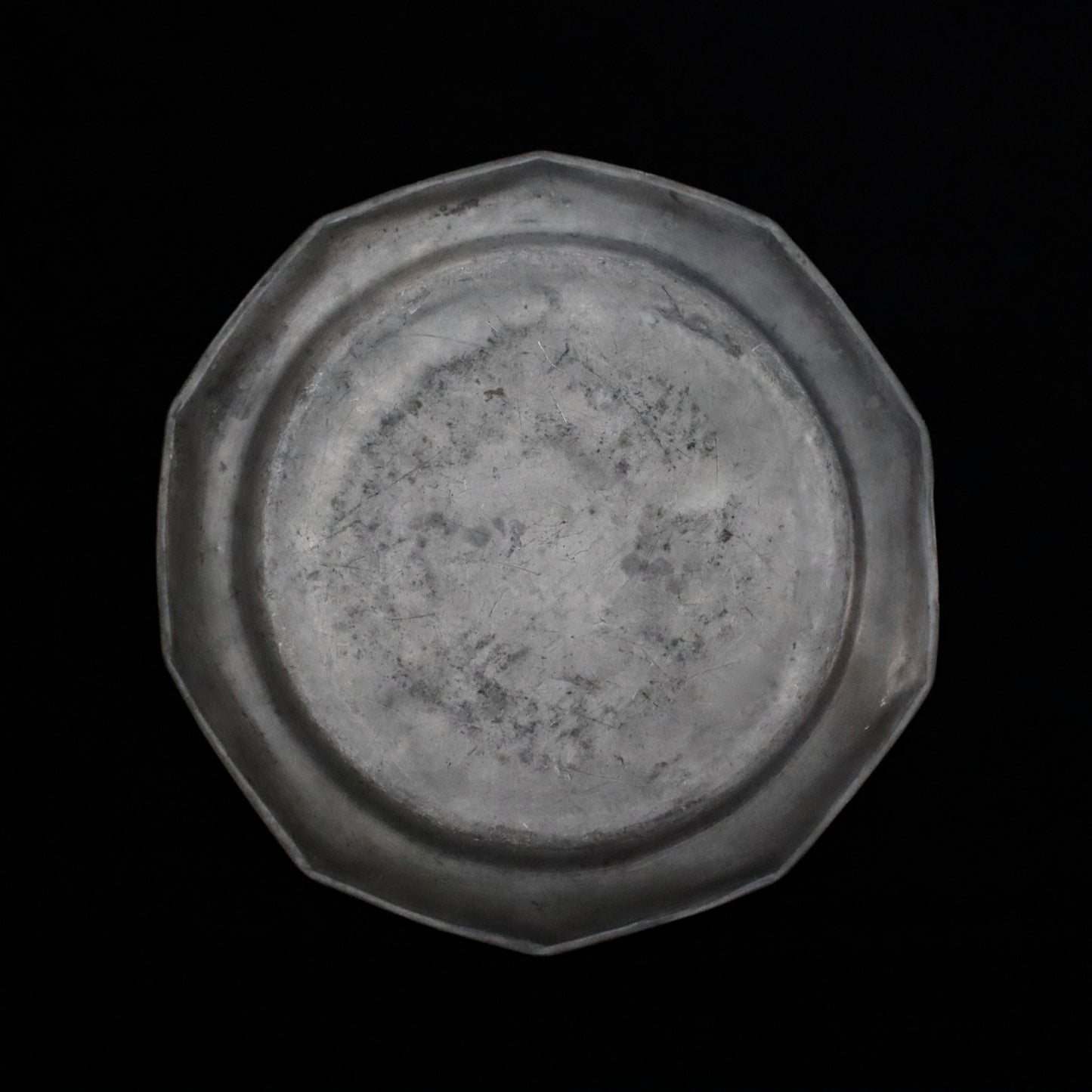 DECAGON PEWTER PLATE