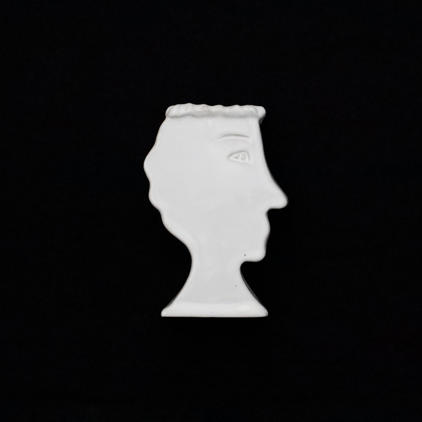 IBUTSU ― FACE VASE