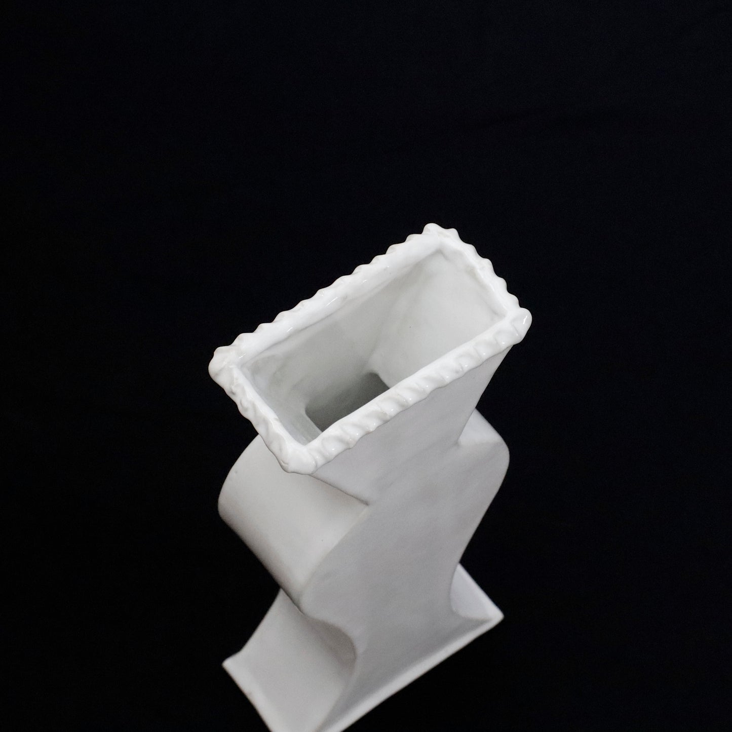 IBUTSU ― VASE M-04