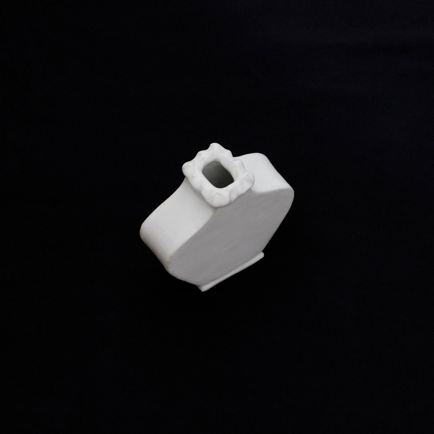 IBUTSU ― VASE SS-02