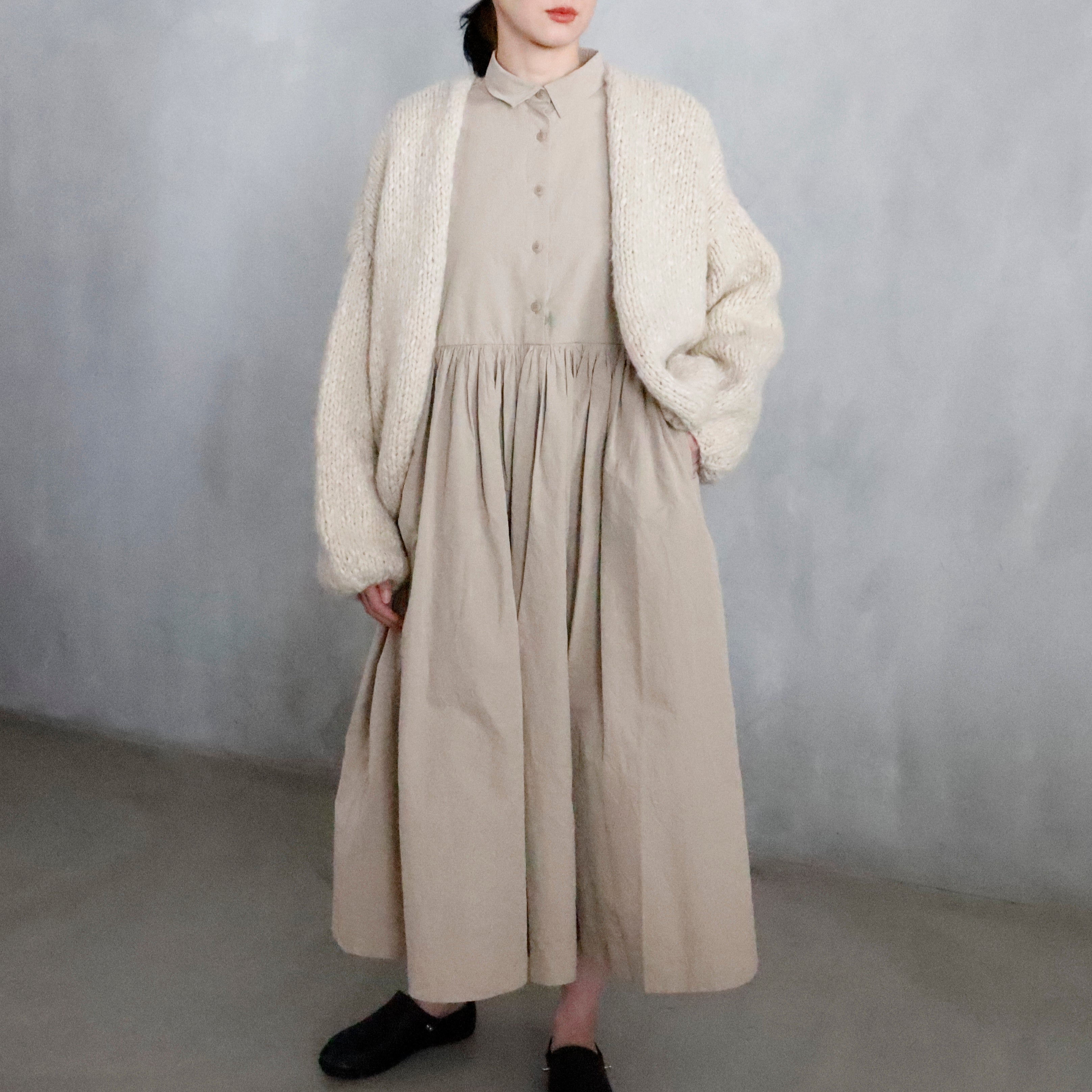 CASEY/CASEY | SHORT CARDIGAN ー ECRU – VISIONS