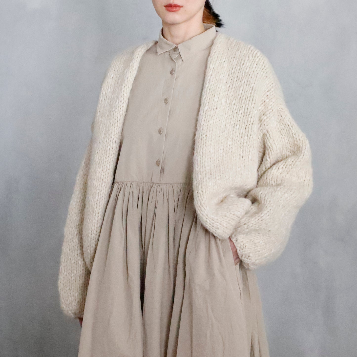 CASEY/CASEY | SHORT CARDIGAN ー ECRU