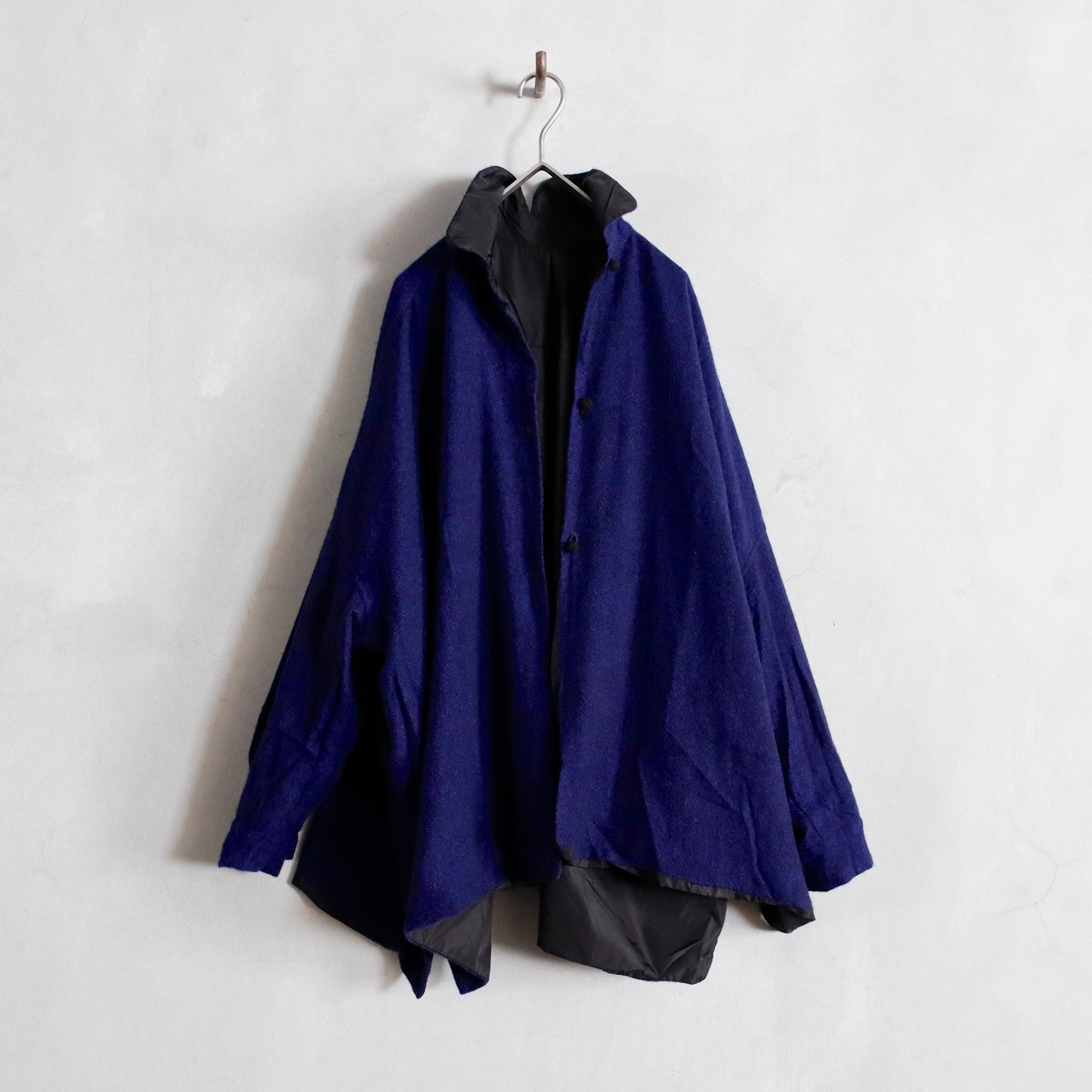 reversible shirt jacket larghissima corta double lavata - black / electric blue