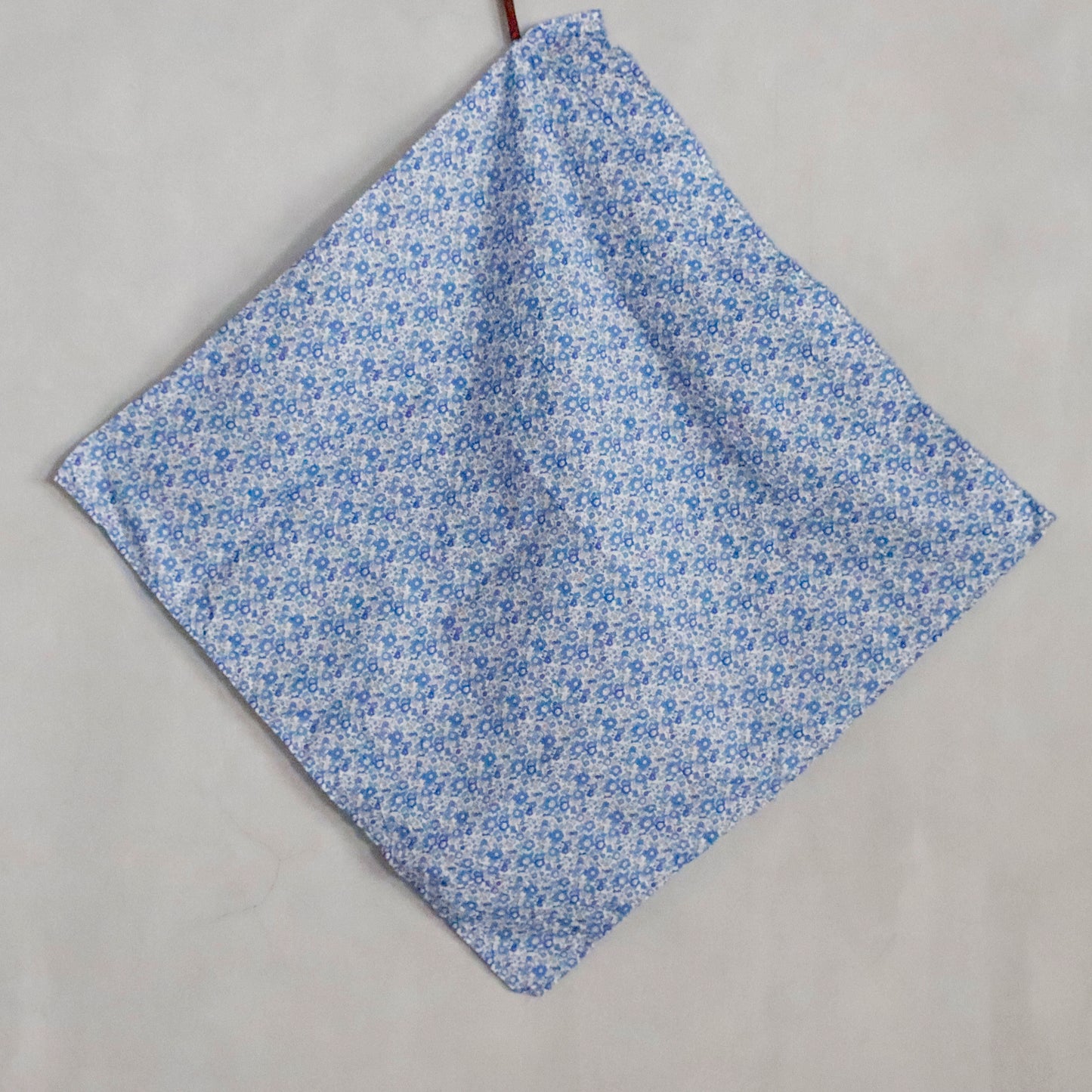 handkerchief medio lavato ― blue flower