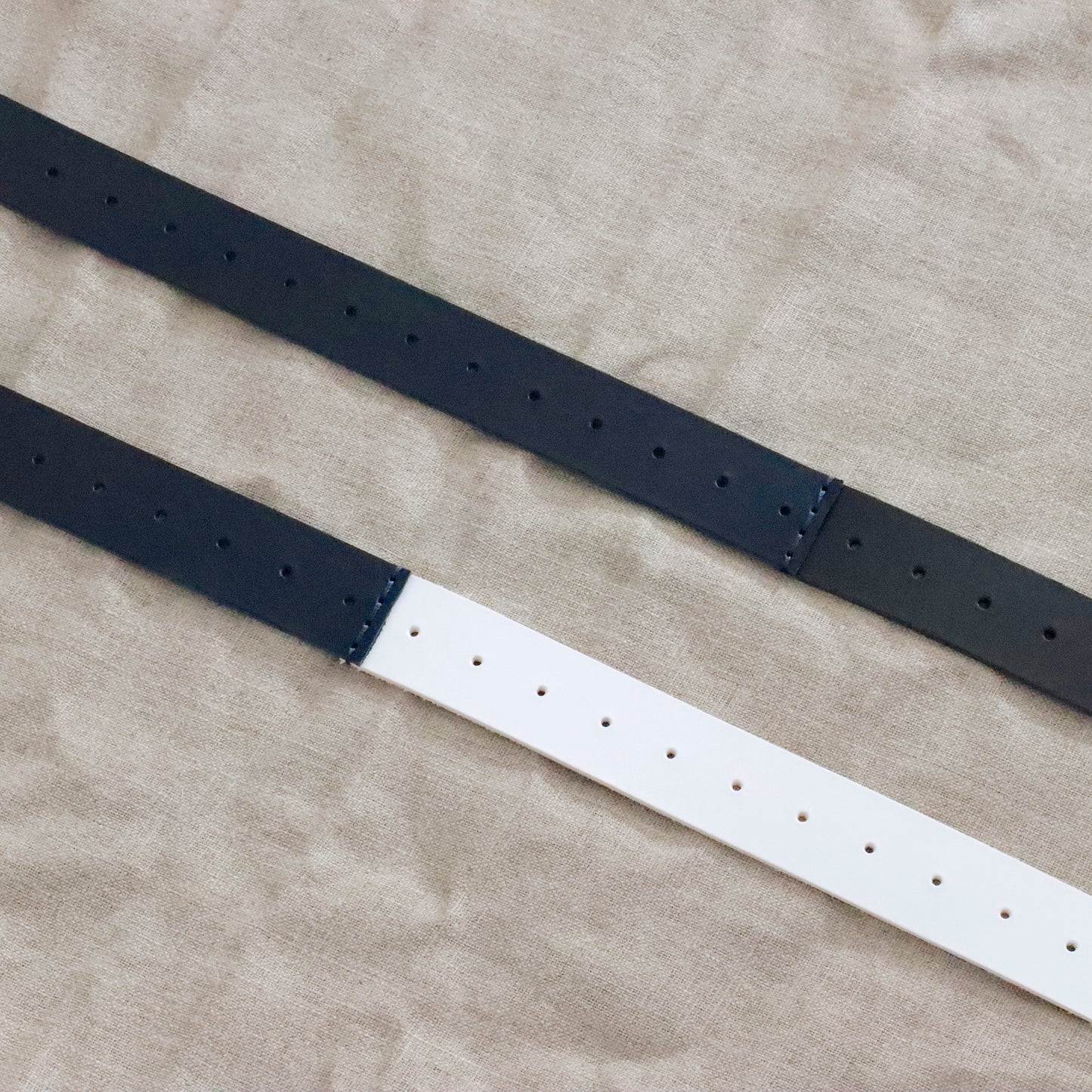 daniela gregis | leather belt dimirtillo sfoderata