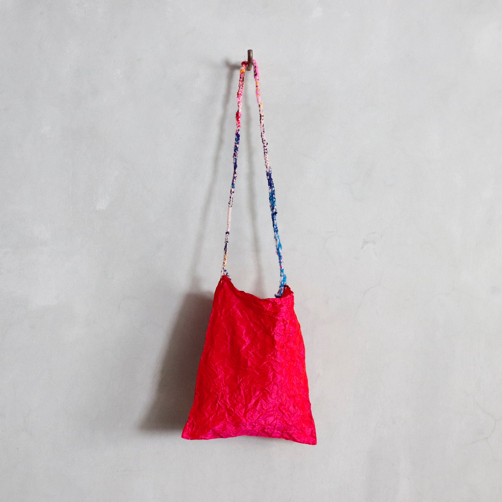 daniela gregis | silk taffeta bag pepperoncino media lavata - fuchsia red